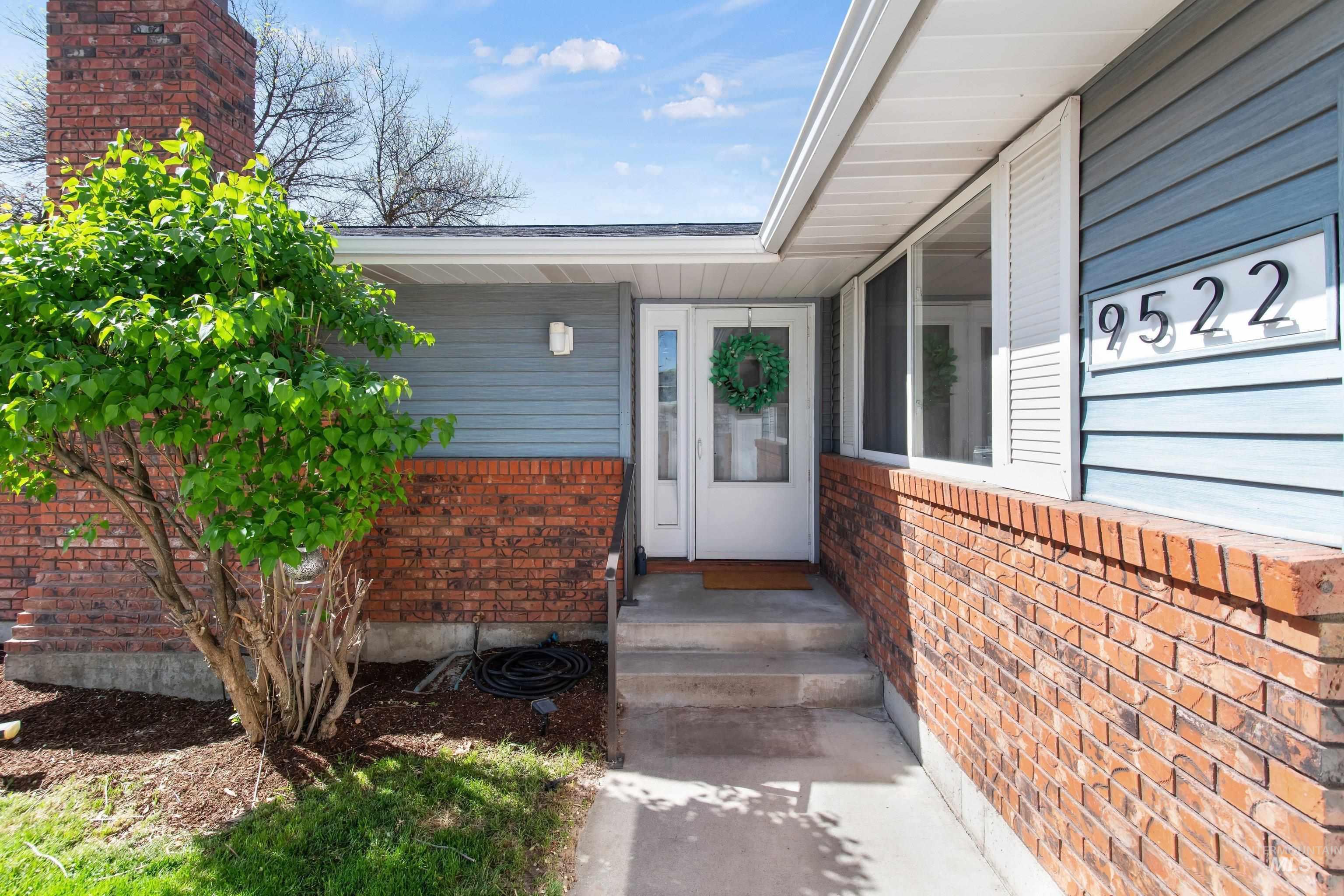 9522 W. Birmingham Dr., Boise, Idaho 83704, 4 Bedrooms, 3 Bathrooms, Residential For Sale, Price $589,900,MLS 98982955