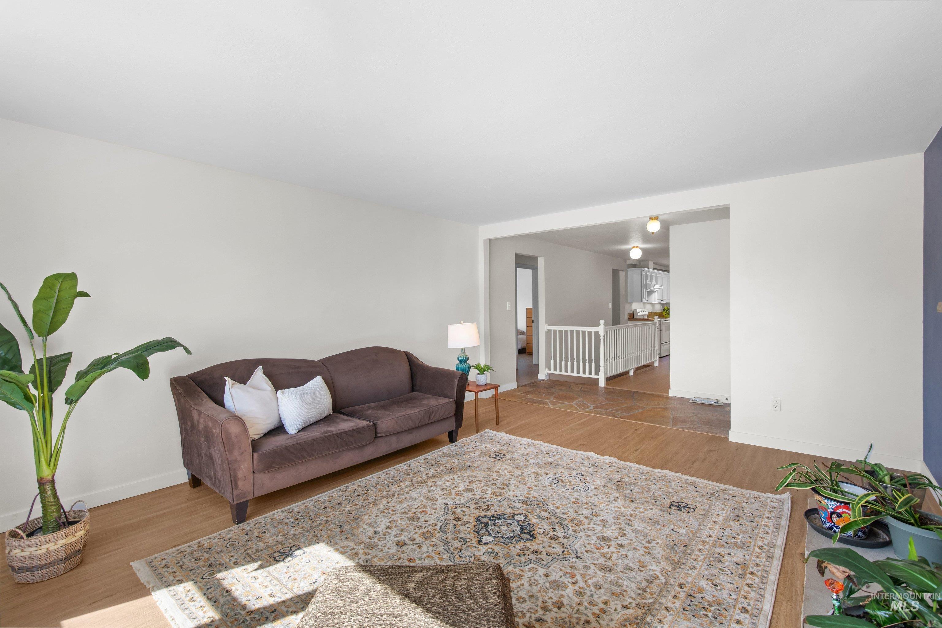 9522 W. Birmingham Dr., Boise, Idaho 83704, 4 Bedrooms, 3 Bathrooms, Residential For Sale, Price $589,900,MLS 98982955