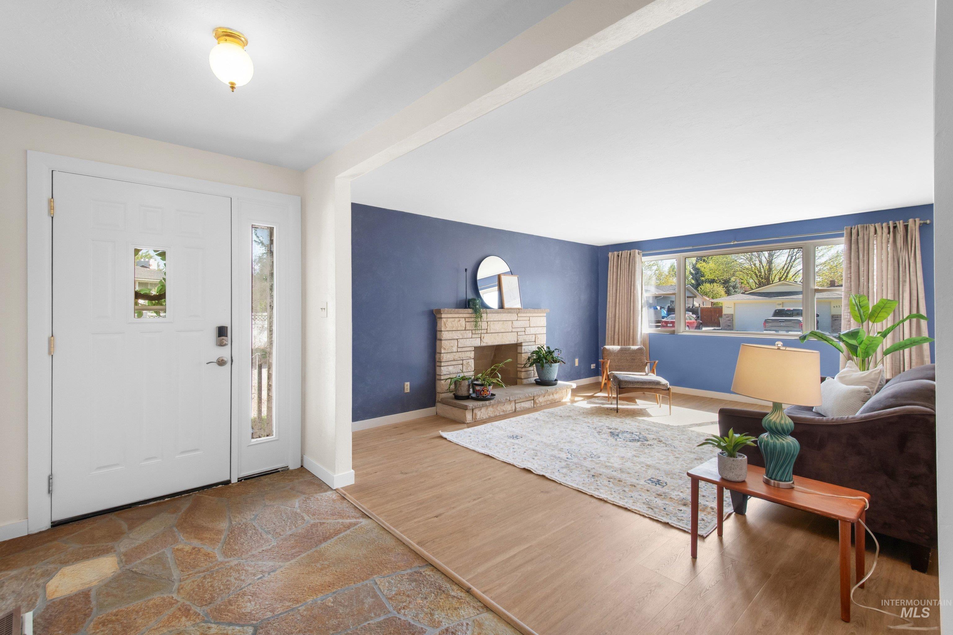 9522 W. Birmingham Dr., Boise, Idaho 83704, 4 Bedrooms, 3 Bathrooms, Residential For Sale, Price $589,900,MLS 98982955