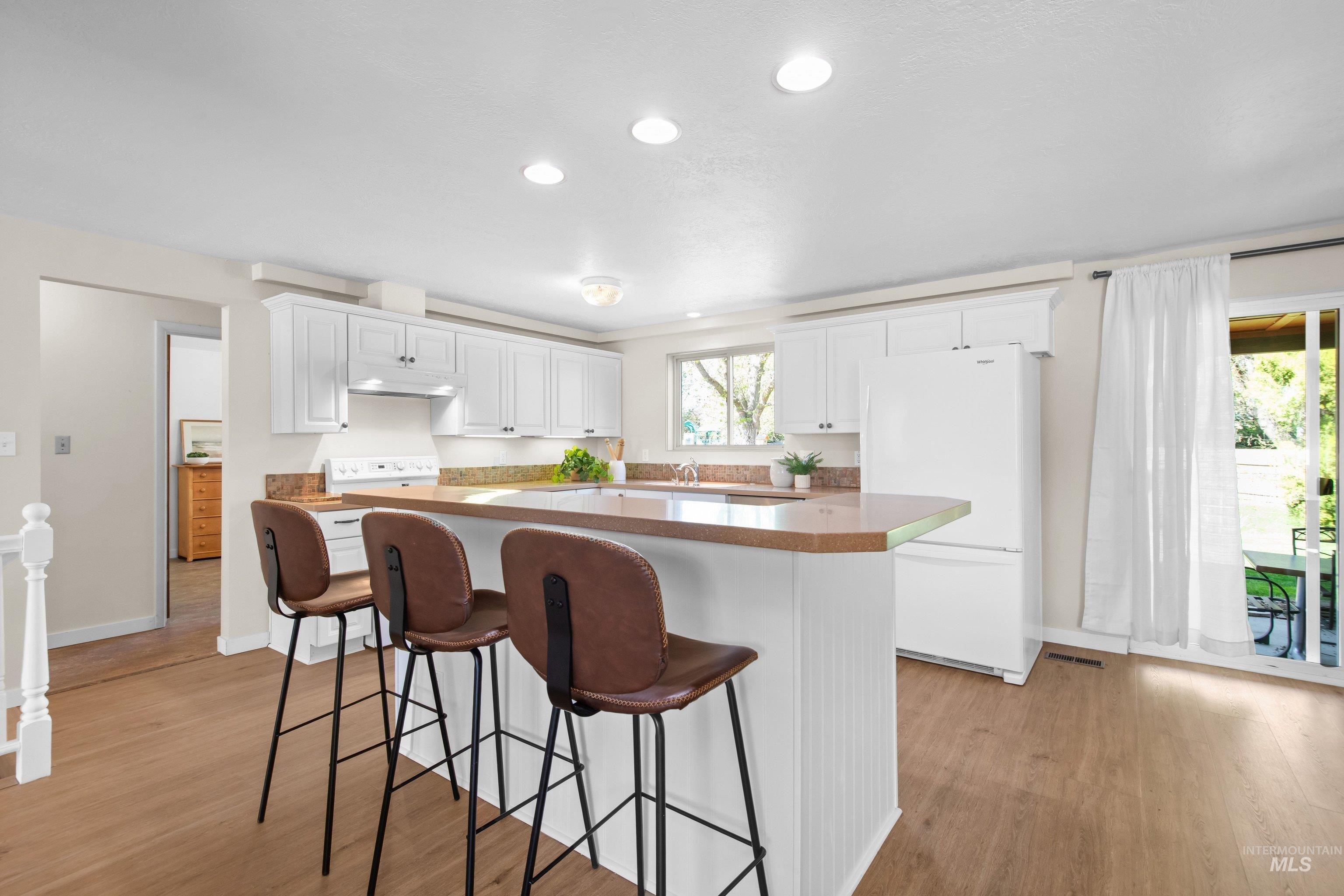 9522 W. Birmingham Dr., Boise, Idaho 83704, 4 Bedrooms, 3 Bathrooms, Residential For Sale, Price $589,900,MLS 98982955