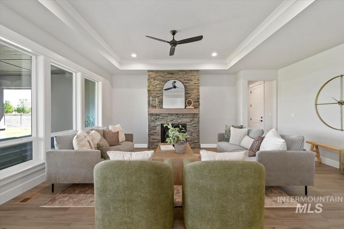 315 S Gearbox Way, Boise, Idaho 83716, 4 Bedrooms, 3.5 Bathrooms, Residential For Sale, Price $865,900, 98982957