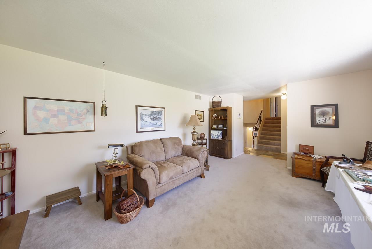 1954 S Denell Way, Boise, Idaho 83709, 5 Bedrooms, 2.5 Bathrooms, Residential For Sale, Price $530,000,MLS 98982959