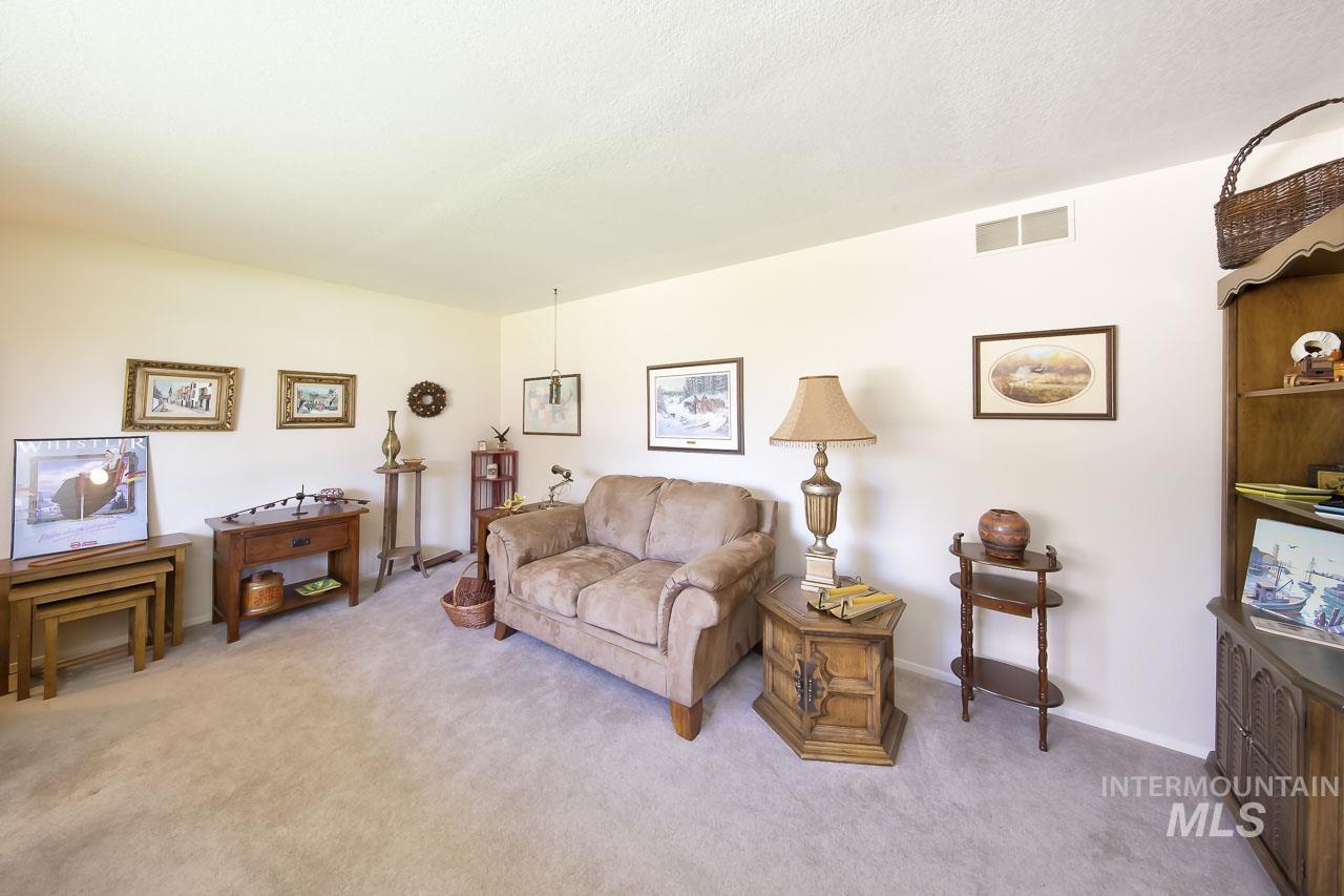 1954 S Denell Way, Boise, Idaho 83709, 5 Bedrooms, 2.5 Bathrooms, Residential For Sale, Price $530,000,MLS 98982959