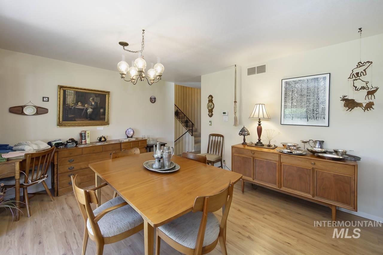 1954 S Denell Way, Boise, Idaho 83709, 5 Bedrooms, 2.5 Bathrooms, Residential For Sale, Price $530,000,MLS 98982959