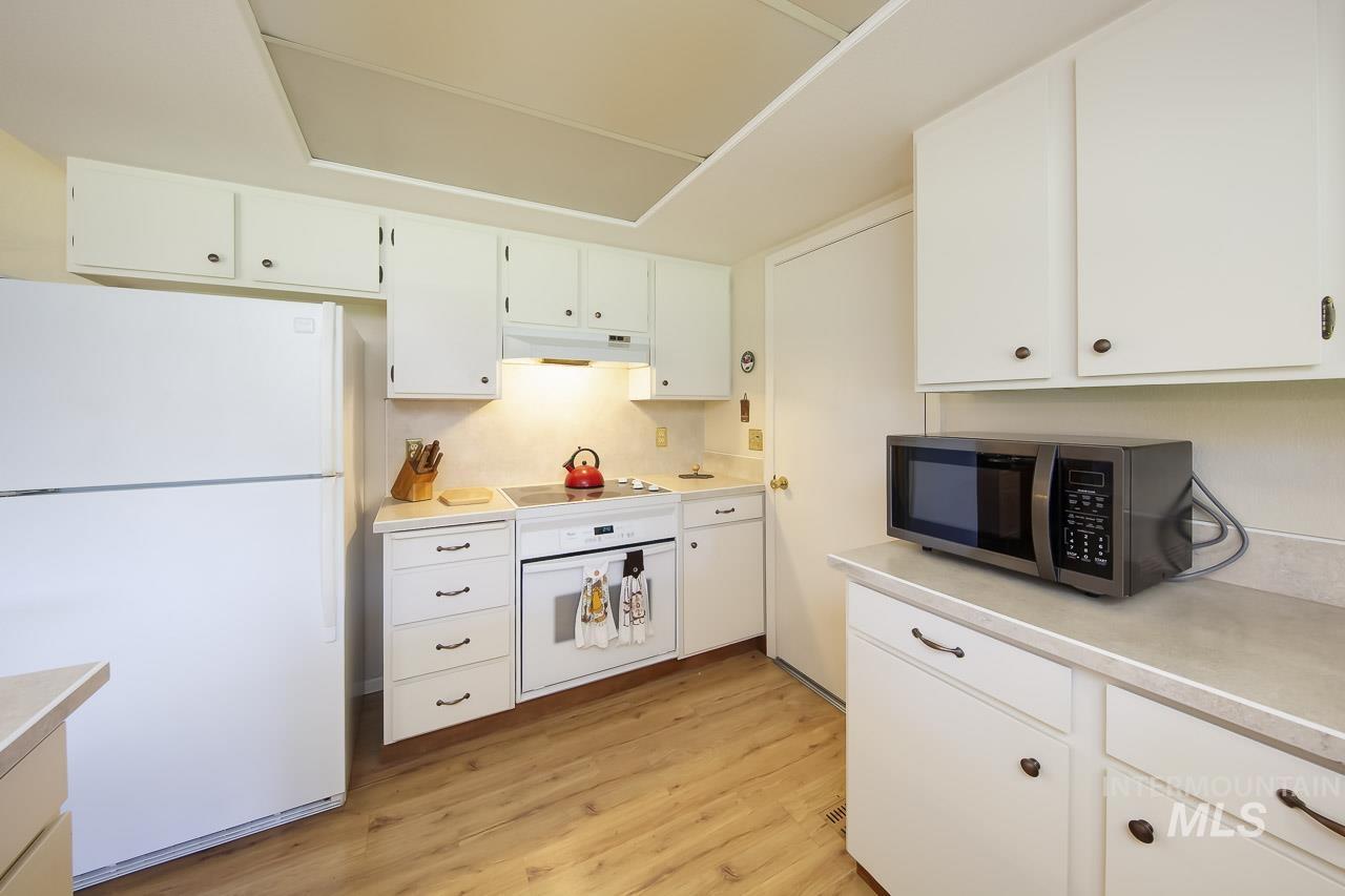 1954 S Denell Way, Boise, Idaho 83709, 5 Bedrooms, 2.5 Bathrooms, Residential For Sale, Price $530,000,MLS 98982959