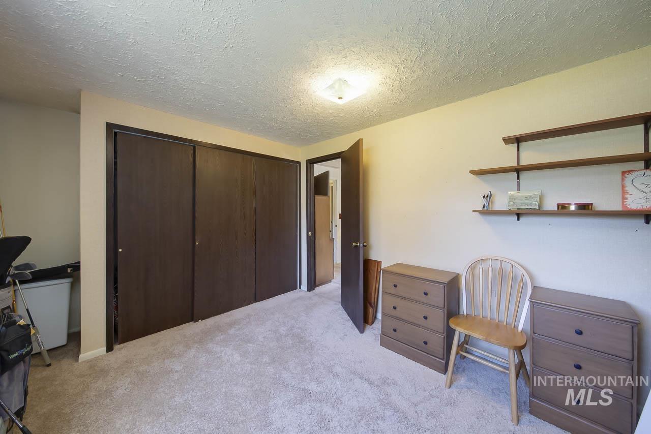 1954 S Denell Way, Boise, Idaho 83709, 5 Bedrooms, 2.5 Bathrooms, Residential For Sale, Price $530,000,MLS 98982959