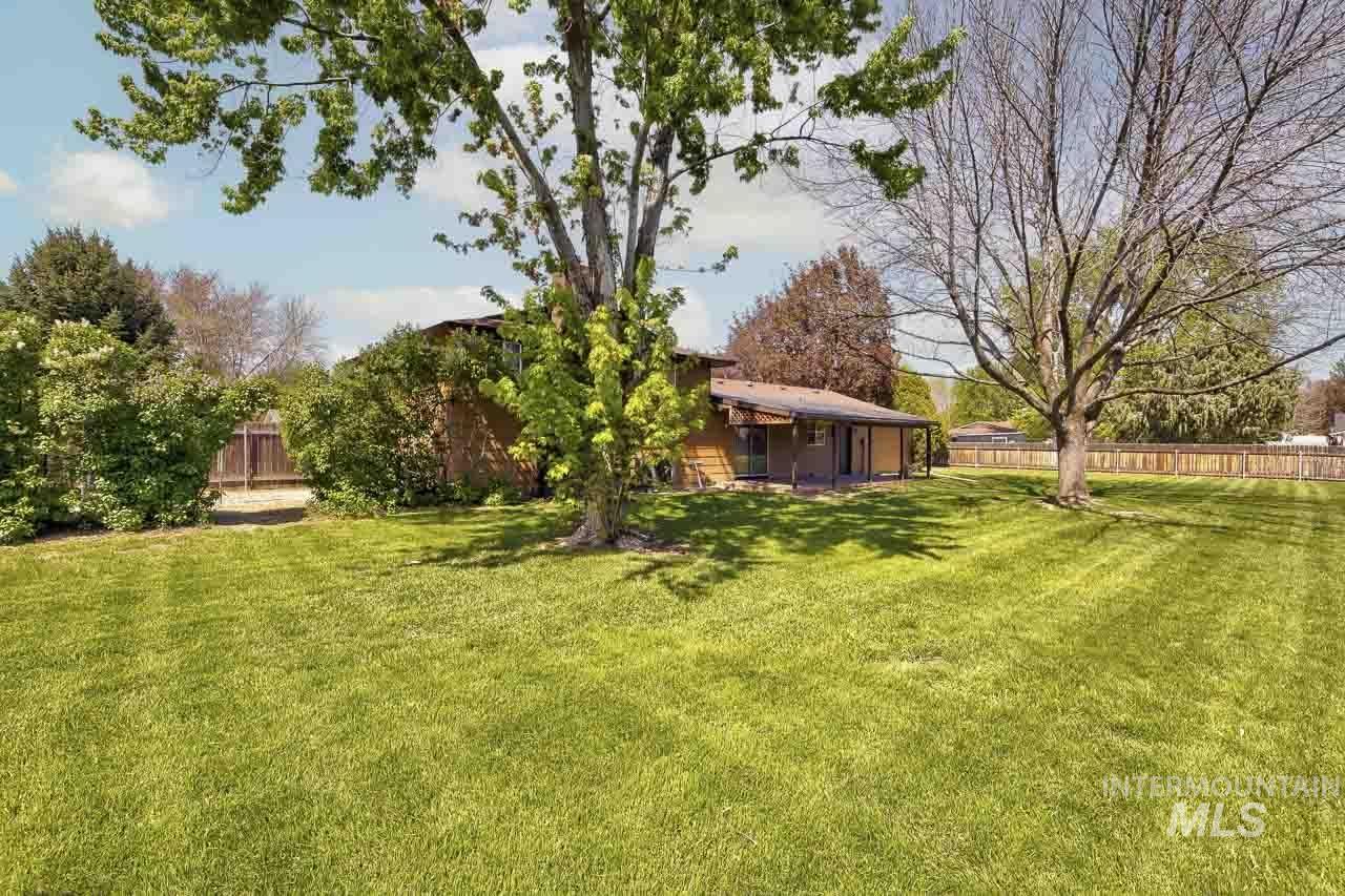 1954 S Denell Way, Boise, Idaho 83709, 5 Bedrooms, 2.5 Bathrooms, Residential For Sale, Price $530,000,MLS 98982959