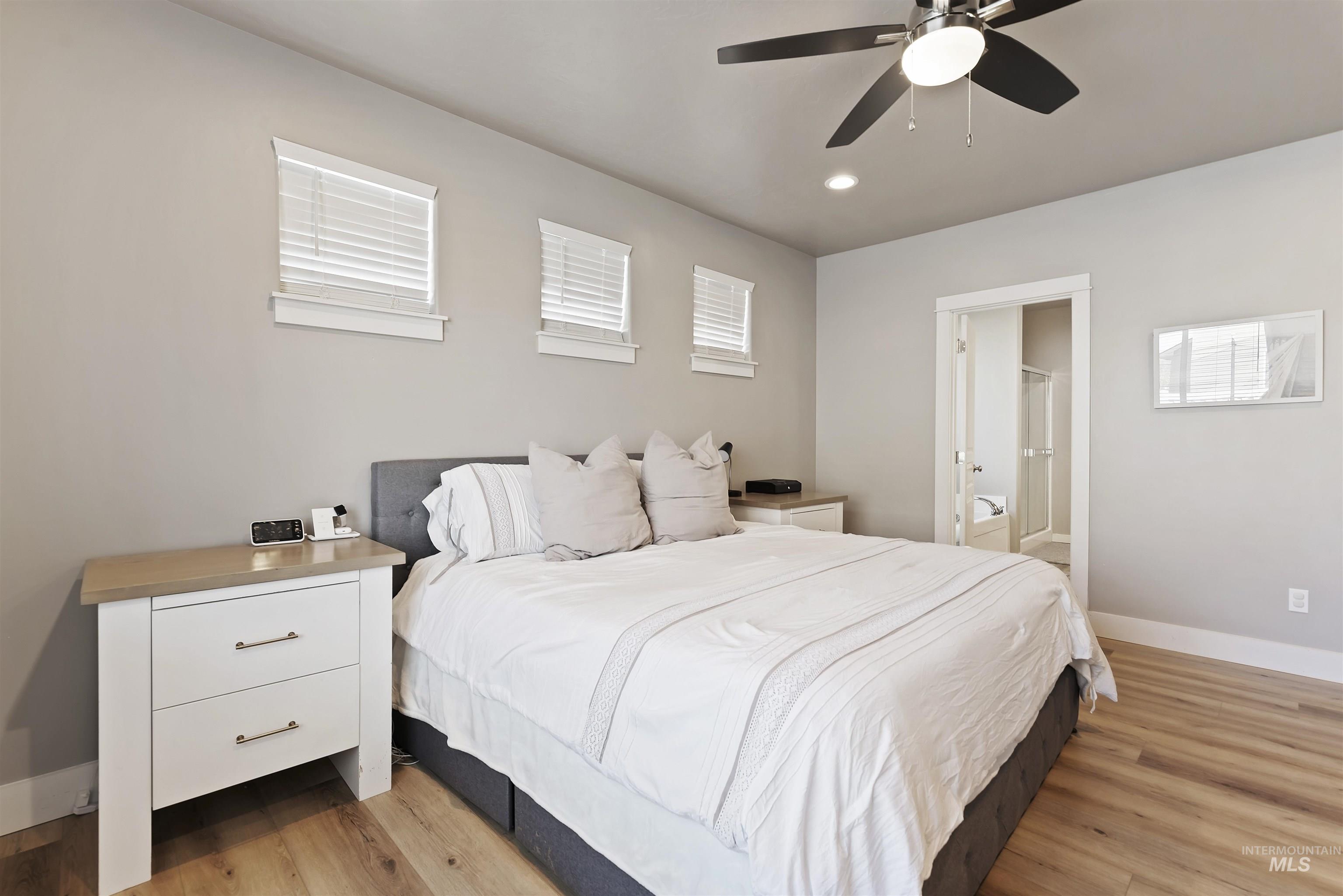 654 Diamond Lake St., Middleton, Idaho 83644, 4 Bedrooms, 2.5 Bathrooms, Residential For Sale, Price $495,000,MLS 98982960