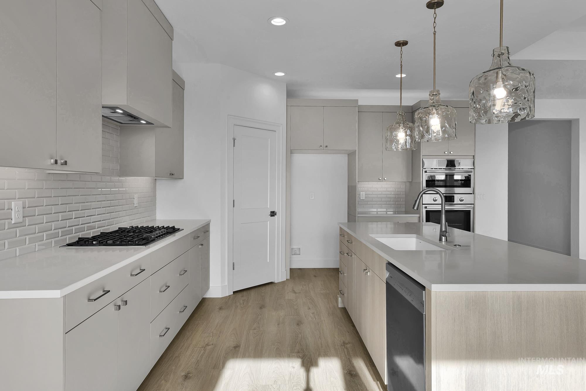 9887 W Snow Wolf Ln, Star, Idaho 83369, 4 Bedrooms, 3 Bathrooms, Residential For Sale, Price $729,900, 98982965