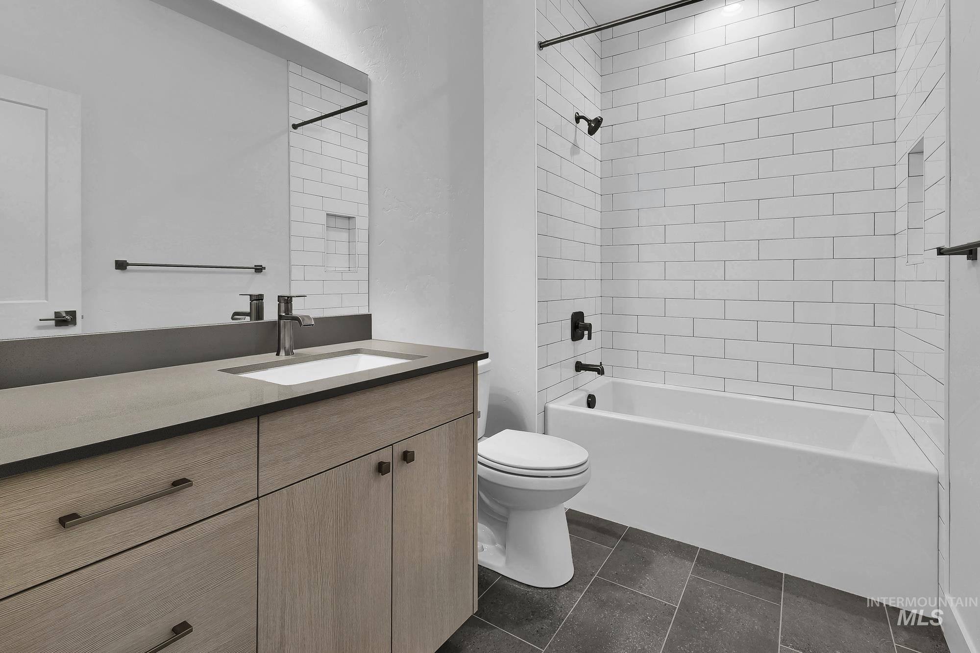 9887 W Snow Wolf Ln, Star, Idaho 83369, 4 Bedrooms, 3 Bathrooms, Residential For Sale, Price $729,900, 98982965