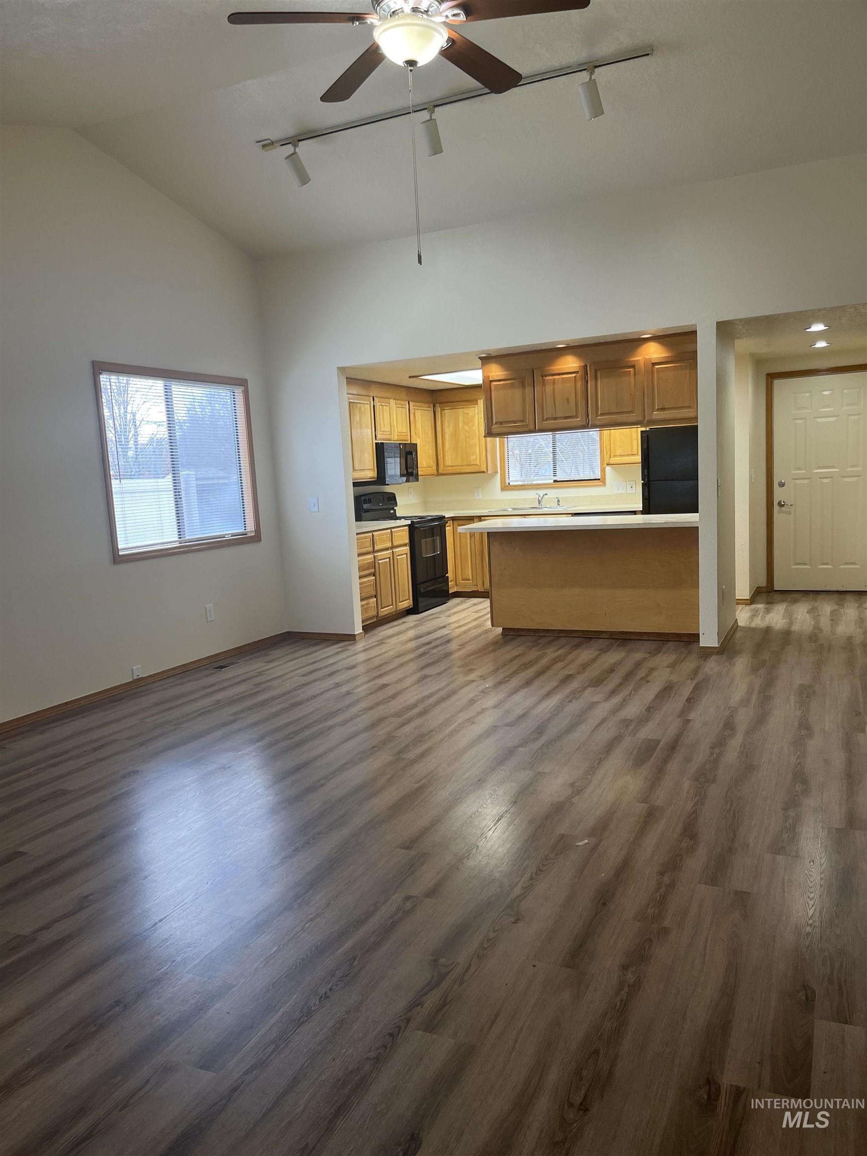 2132 S Gekeler, Boise, Idaho 83706, 2 Bedrooms, 2 Bathrooms, Residential Income For Sale, Price $1,795,000,MLS 98982967