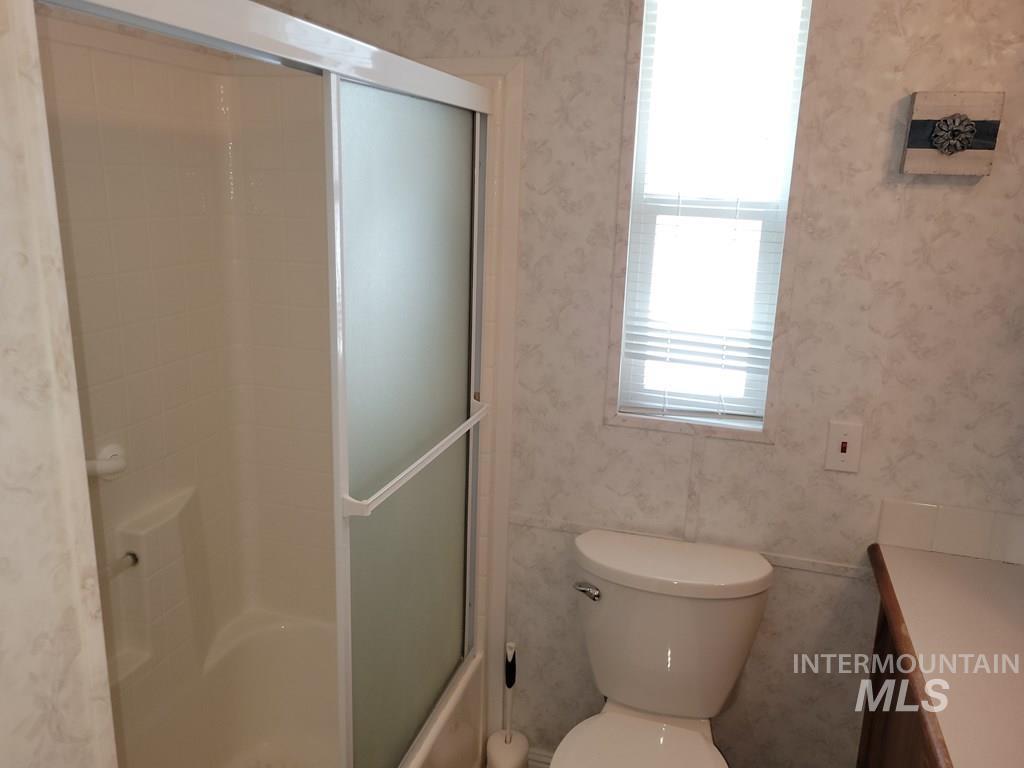 21 E Street, Cascade, Idaho 83611, 2 Bedrooms, 1 Bathroom, Residential For Sale, Price $239,900,MLS 98982968