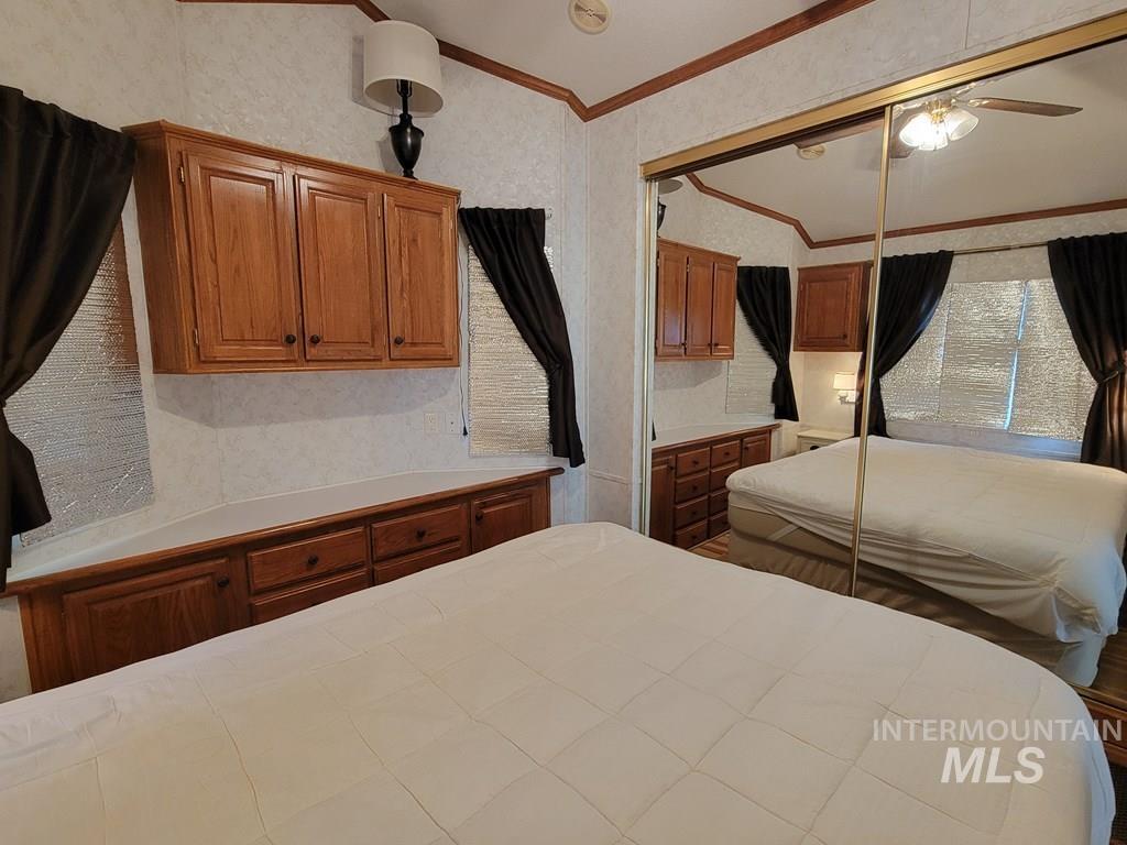 21 E Street, Cascade, Idaho 83611, 2 Bedrooms, 1 Bathroom, Residential For Sale, Price $239,900,MLS 98982968