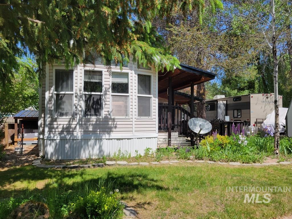 21 E Street, Cascade, Idaho 83611, 2 Bedrooms, 1 Bathroom, Residential For Sale, Price $239,900,MLS 98982968