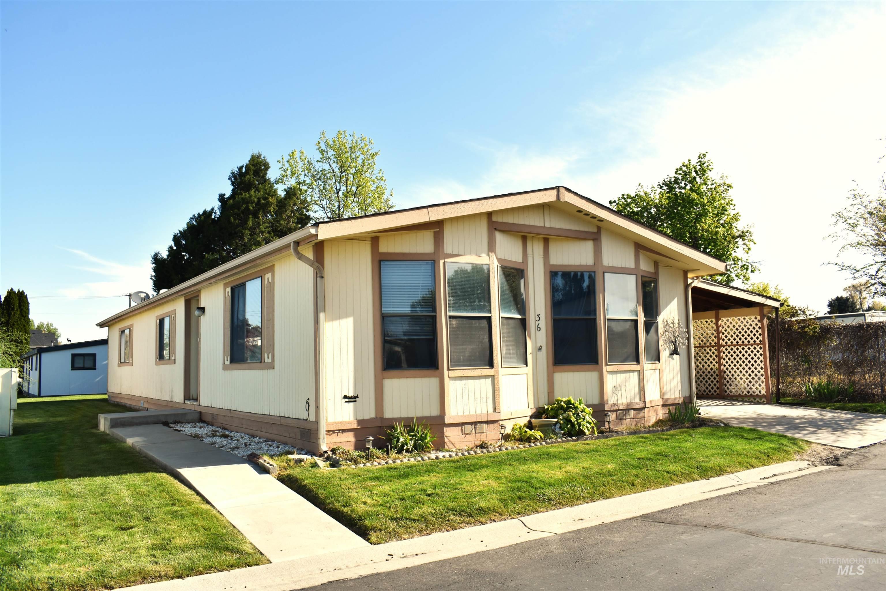 1907 West Flamingo Ave, Nampa, Idaho 83651, 2 Bedrooms, 2 Bathrooms, Residential For Sale, Price $164,900,MLS 98982969
