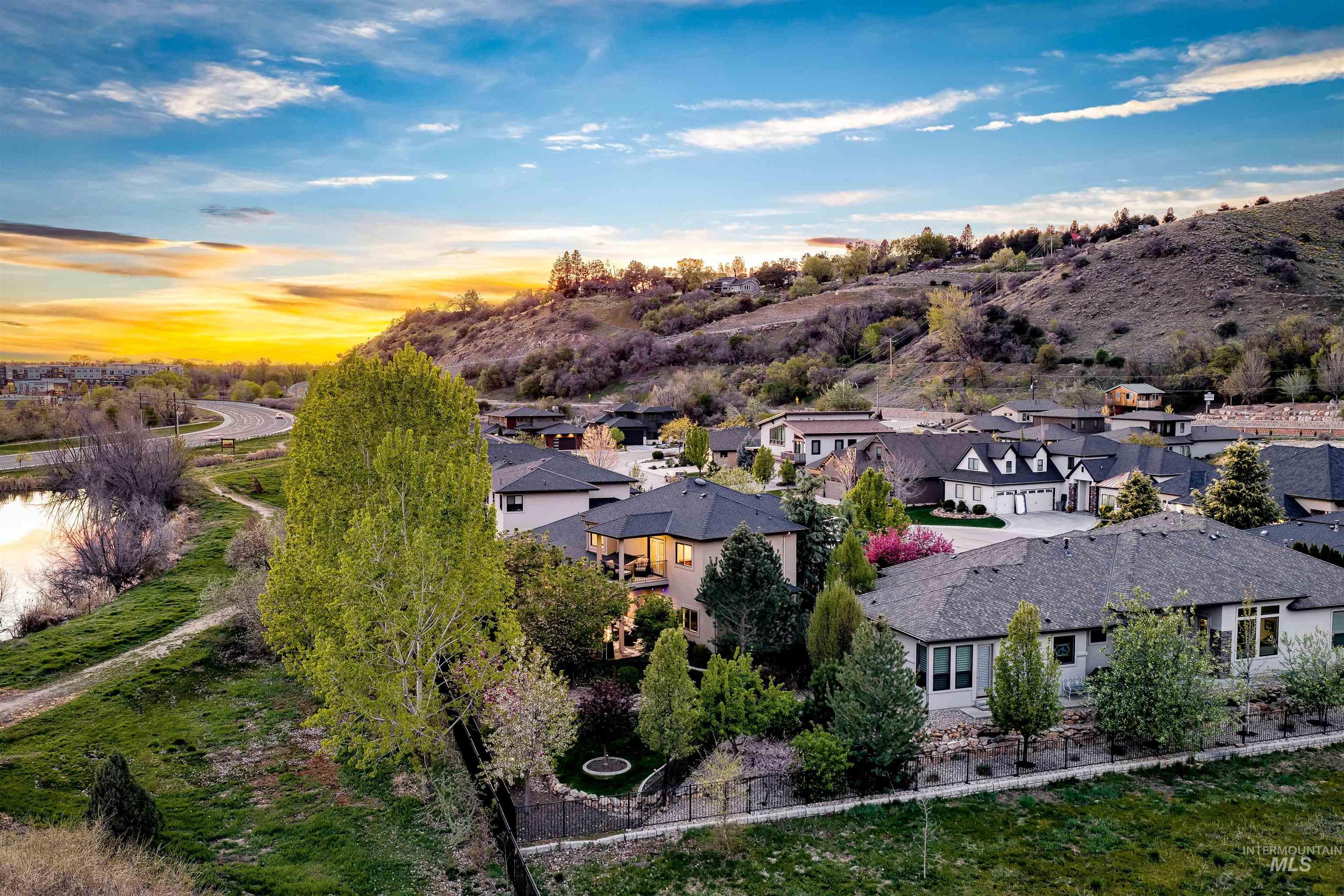3445 E Parsnip Peak Dr, Boise, Idaho 83716, 5 Bedrooms, 4.5 Bathrooms, Residential For Sale, Price $1,350,000,MLS 98982970