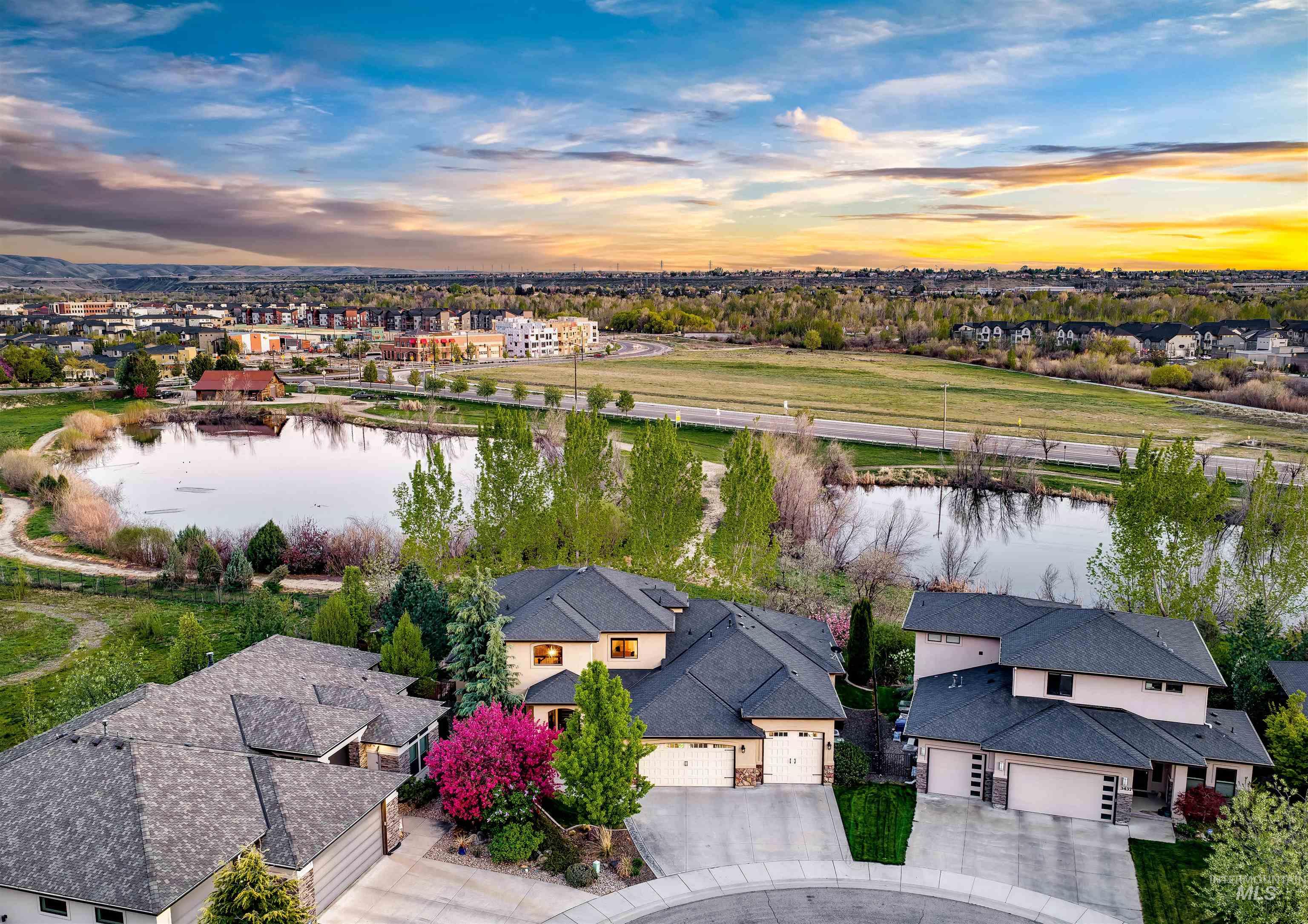 3445 E Parsnip Peak Dr, Boise, Idaho 83716, 5 Bedrooms, 4.5 Bathrooms, Residential For Sale, Price $1,350,000,MLS 98982970