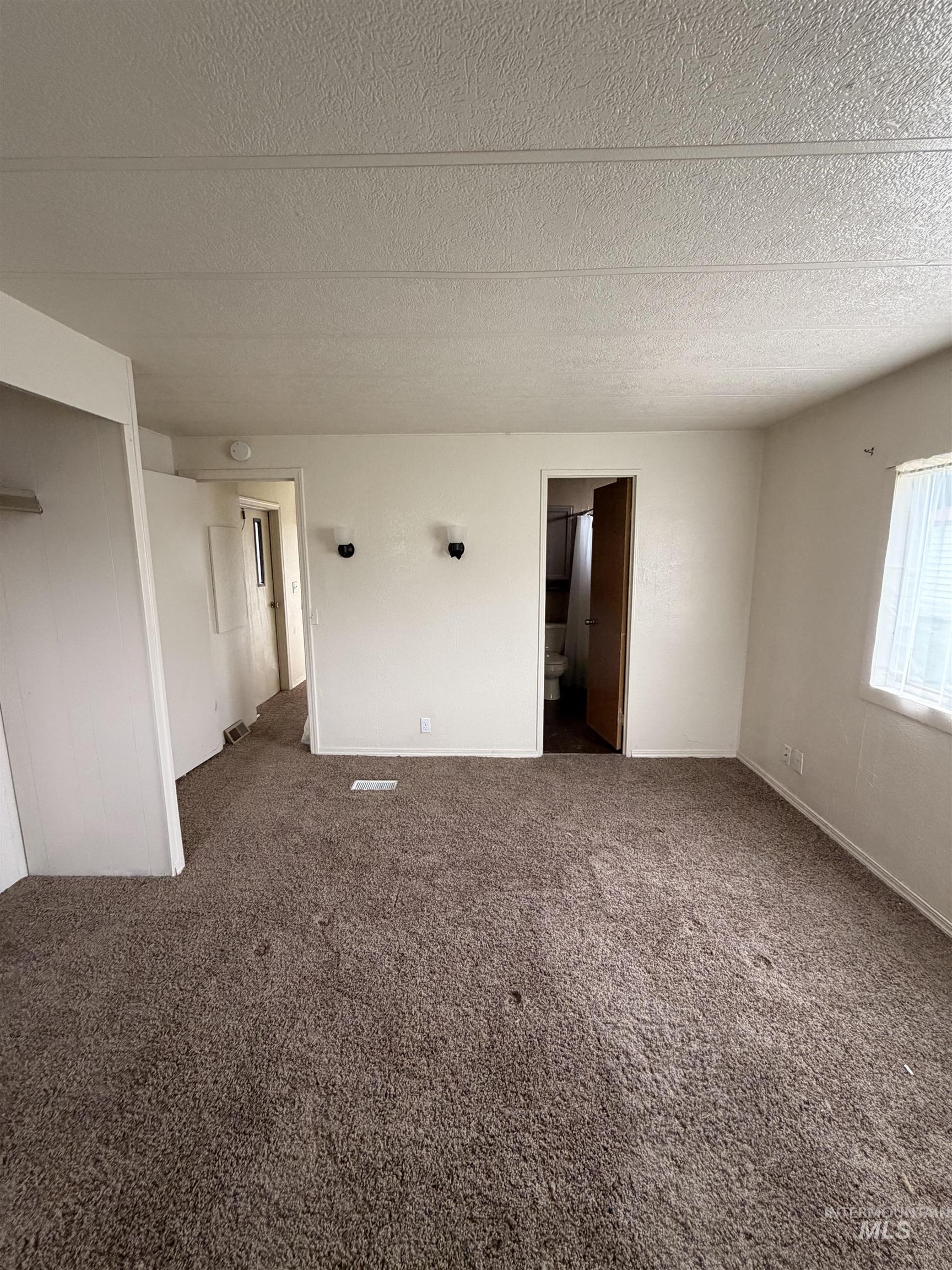 8395 W MEADOWBROOK CIRCLE, Rathdrum, Idaho 83858, 2 Bedrooms, 1 Bathroom, Residential For Sale, Price $39,900,MLS 98982972