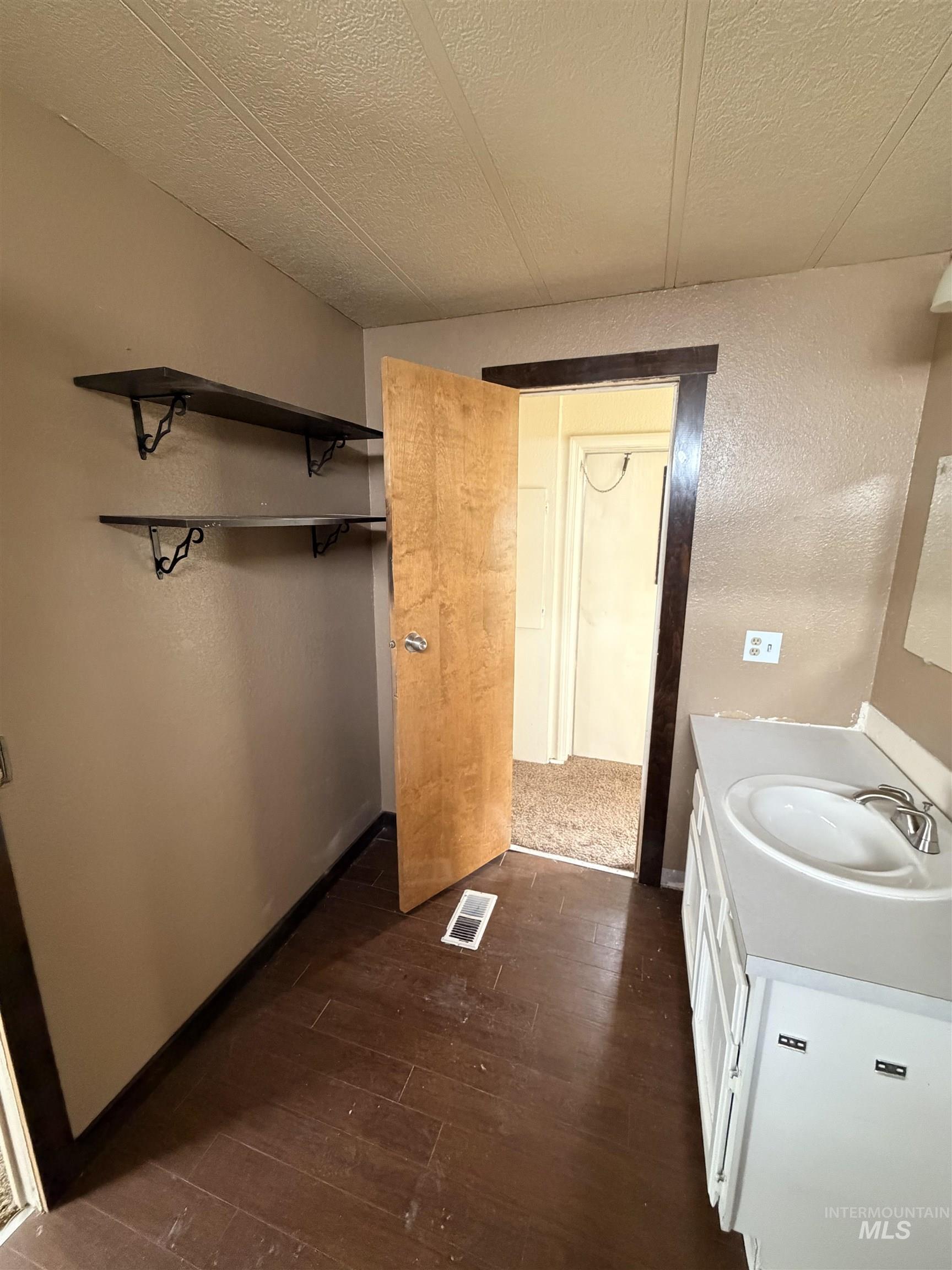 8395 W MEADOWBROOK CIRCLE, Rathdrum, Idaho 83858, 2 Bedrooms, 1 Bathroom, Residential For Sale, Price $39,900,MLS 98982972