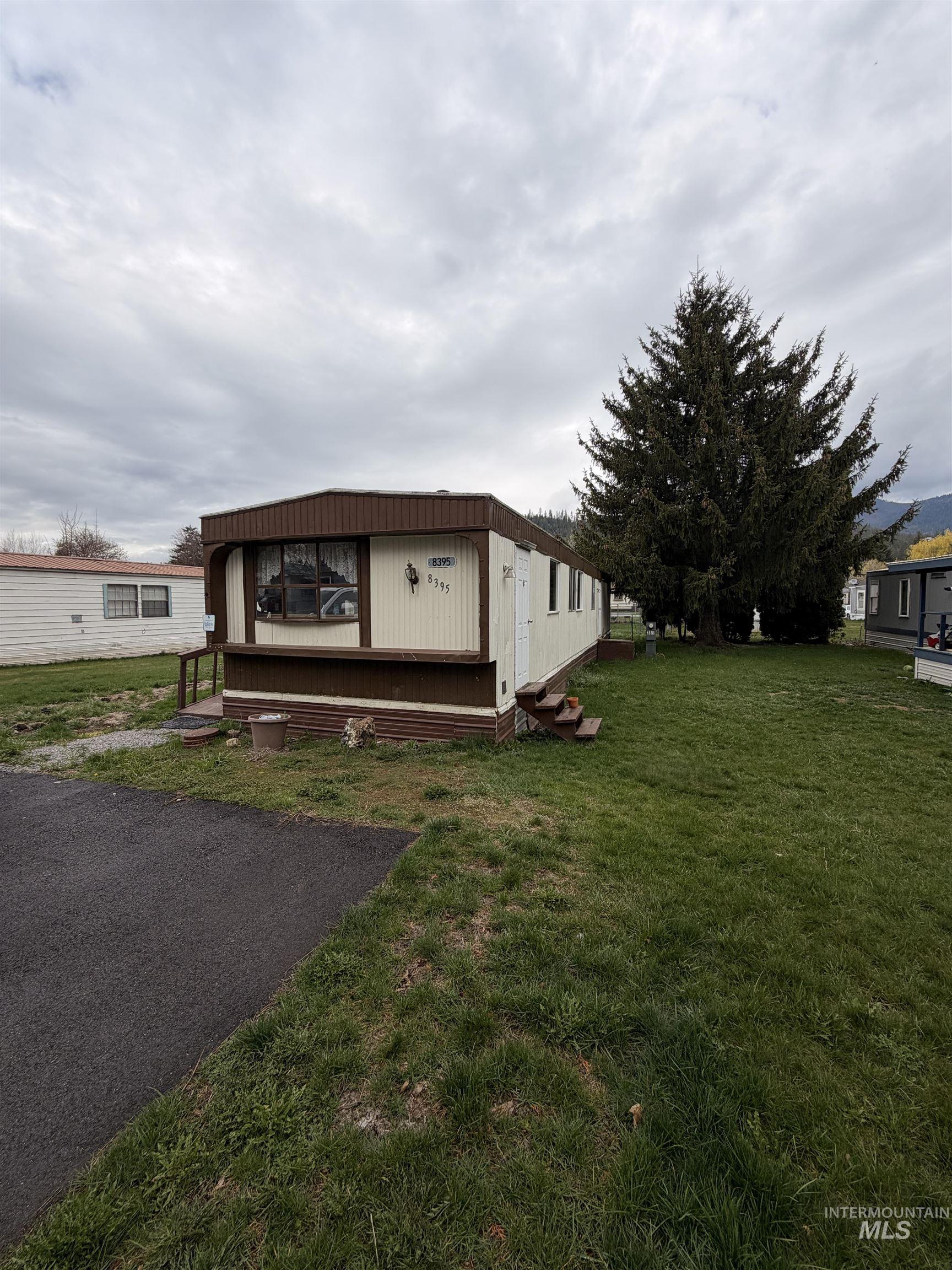 8395 W MEADOWBROOK CIRCLE, Rathdrum, Idaho 83858, 2 Bedrooms, 1 Bathroom, Residential For Sale, Price $39,900,MLS 98982972