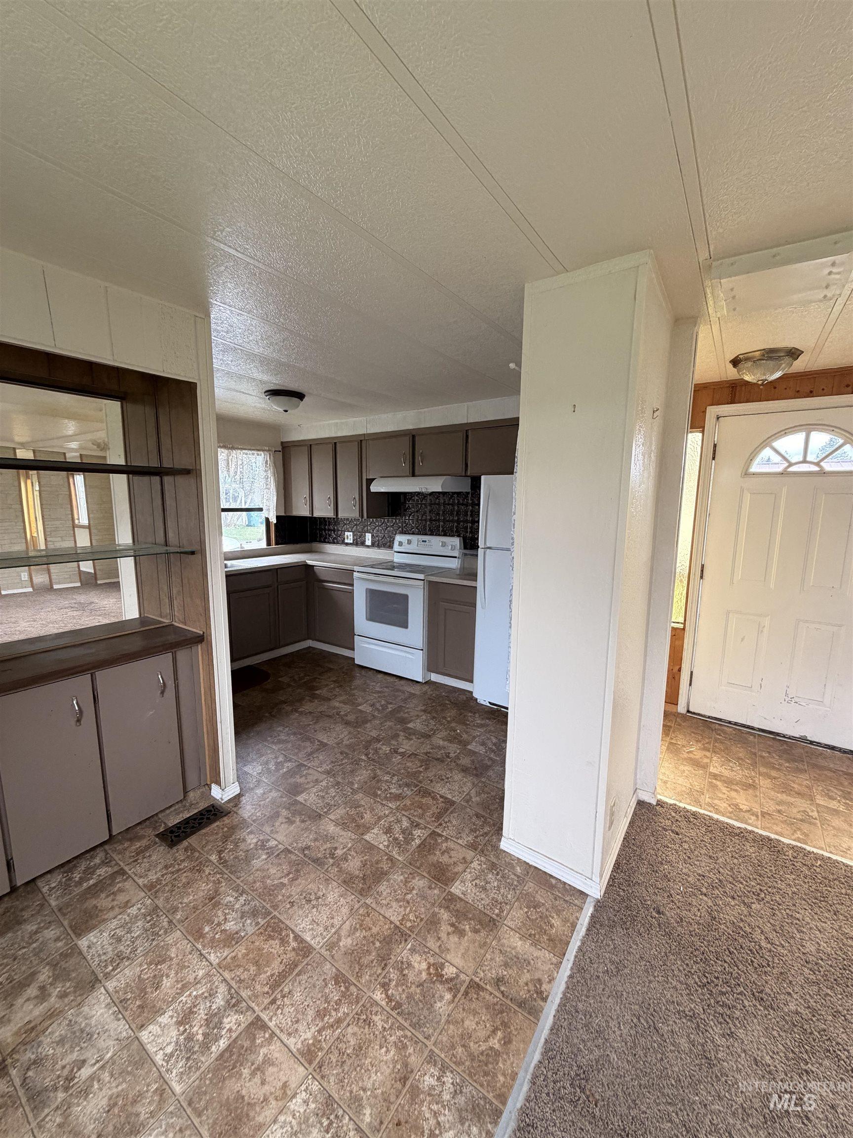 8395 W MEADOWBROOK CIRCLE, Rathdrum, Idaho 83858, 2 Bedrooms, 1 Bathroom, Residential For Sale, Price $39,900,MLS 98982972