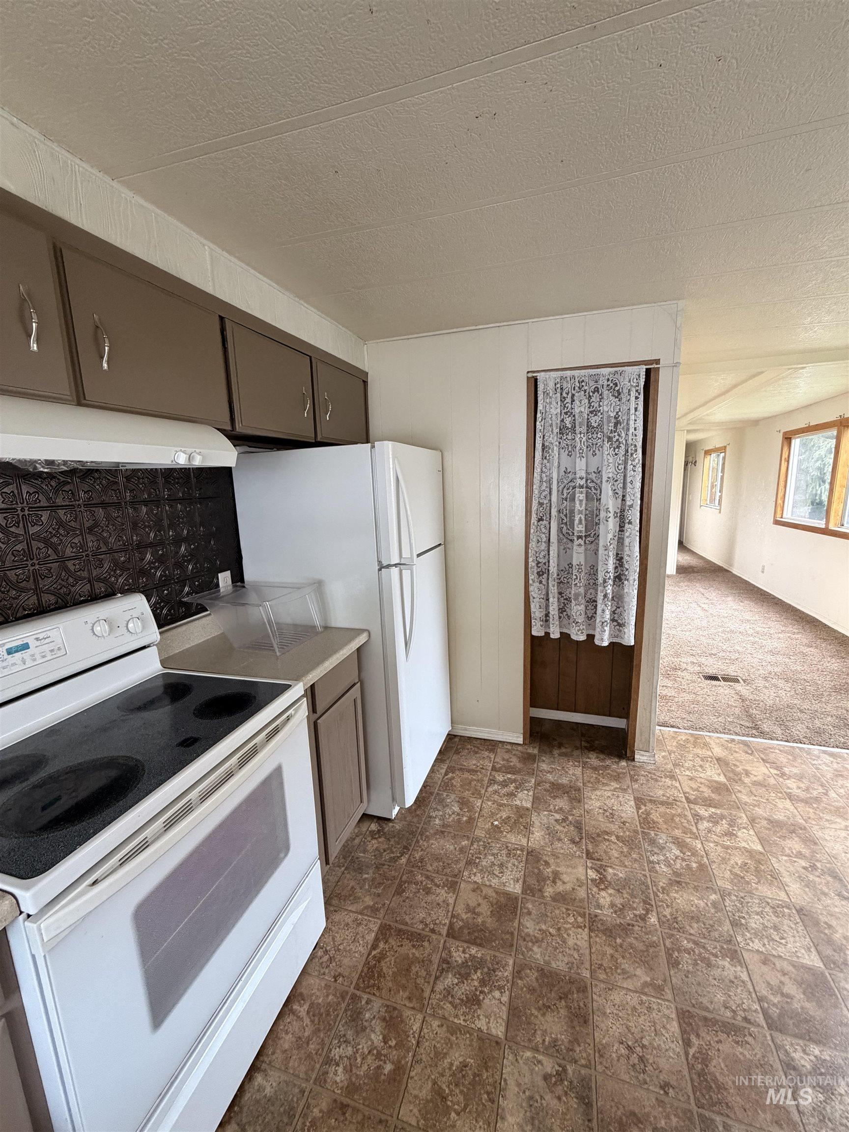 8395 W MEADOWBROOK CIRCLE, Rathdrum, Idaho 83858, 2 Bedrooms, 1 Bathroom, Residential For Sale, Price $39,900,MLS 98982972