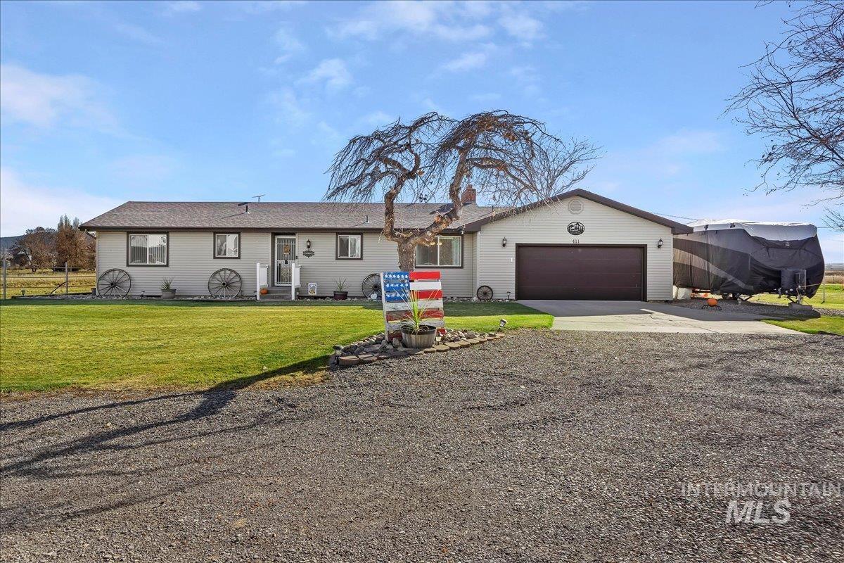 411 Mountain View Lane, Burley, Idaho 83318, 5 Bedrooms, 2 Bathrooms, Residential For Sale, Price $500,000, 98982975