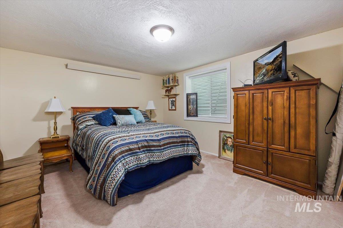 411 Mountain View Lane, Burley, Idaho 83318, 5 Bedrooms, 2 Bathrooms, Residential For Sale, Price $500,000,MLS 98982975