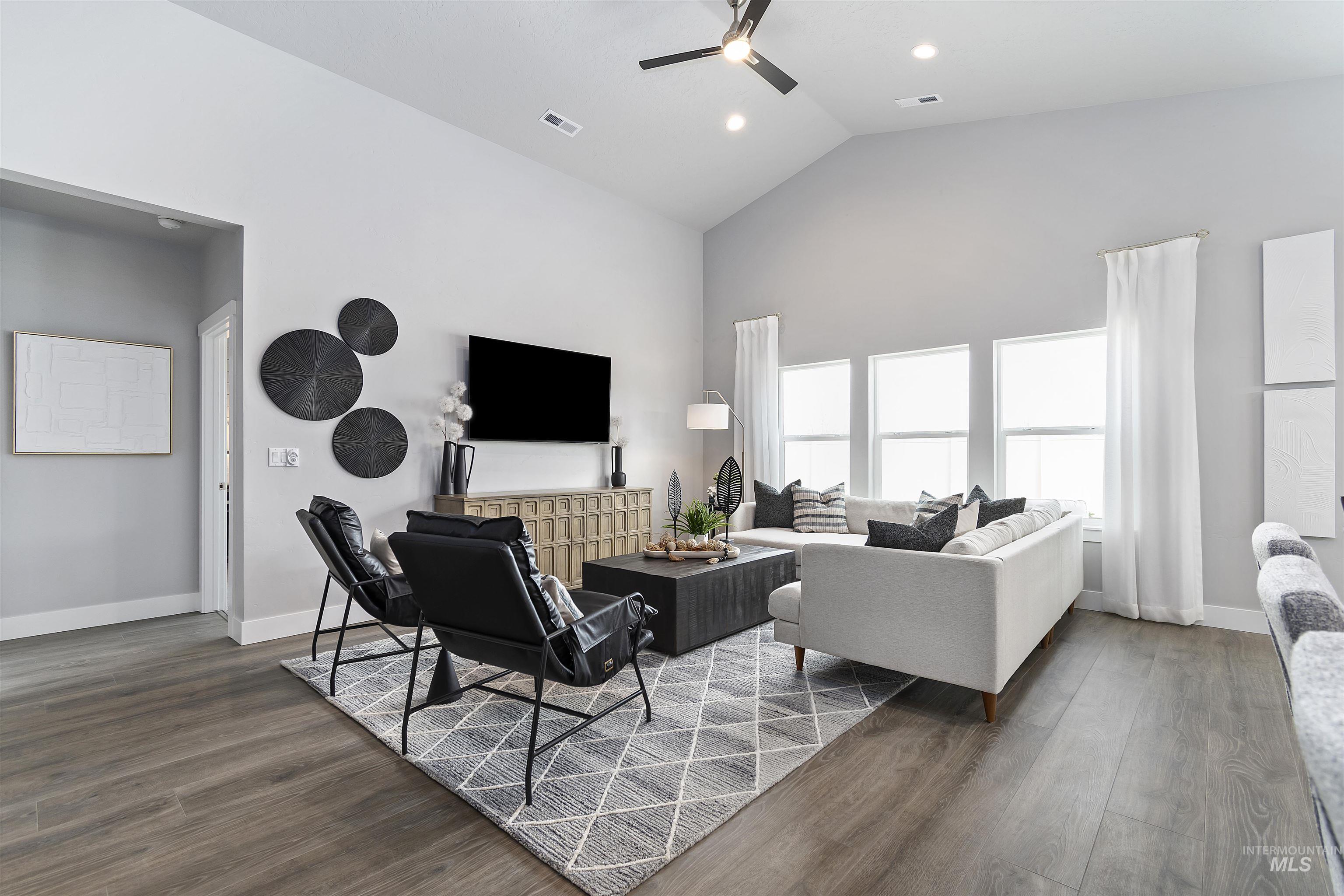 1578 SW Silverstone Ave, Mountain Home, Idaho 83647, 4 Bedrooms, 3 Bathrooms, Residential For Sale, Price $489,990,MLS 98982976