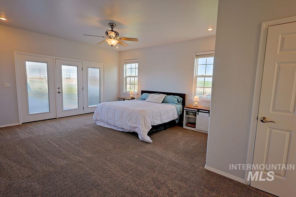 24 Harris Circle, Shoshone, Idaho 83352, 3 Bedrooms, 2.5 Bathrooms, Residential For Sale, Price $650,000, 98982977