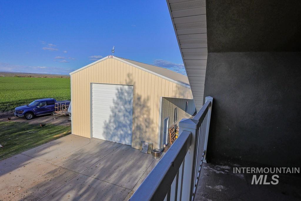 24 Harris Circle, Shoshone, Idaho 83352, 3 Bedrooms, 2.5 Bathrooms, Residential For Sale, Price $650,000, 98982977