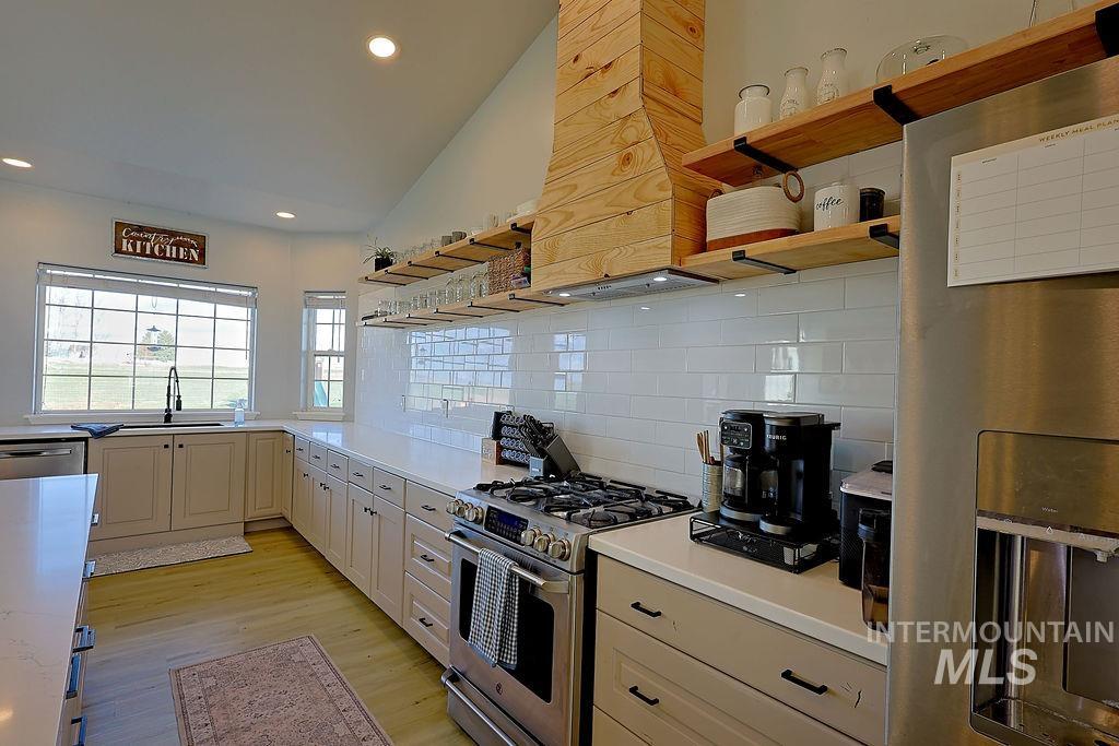 24 Harris Circle, Shoshone, Idaho 83352, 3 Bedrooms, 2.5 Bathrooms, Residential For Sale, Price $650,000, 98982977