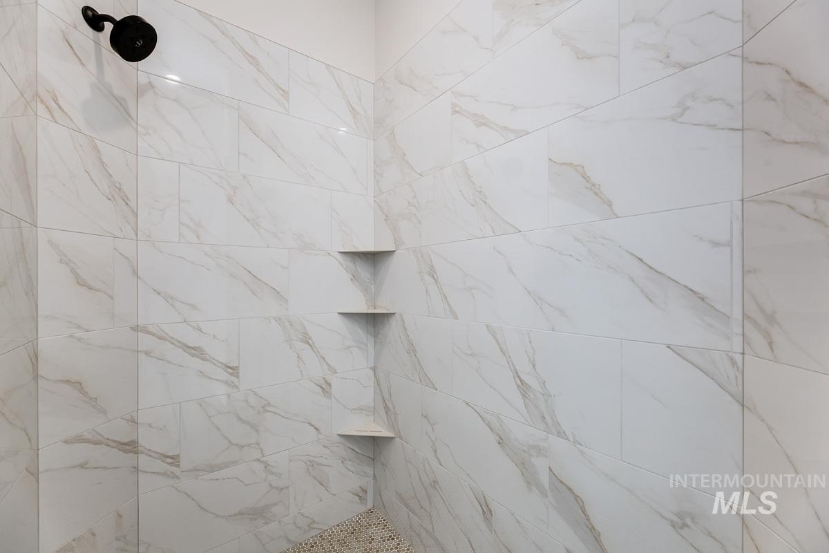 21637 Appaloosa Ave, Star, Idaho 83669, 3 Bedrooms, 3.5 Bathrooms, Residential For Sale, Price $1,023,002, 98982978