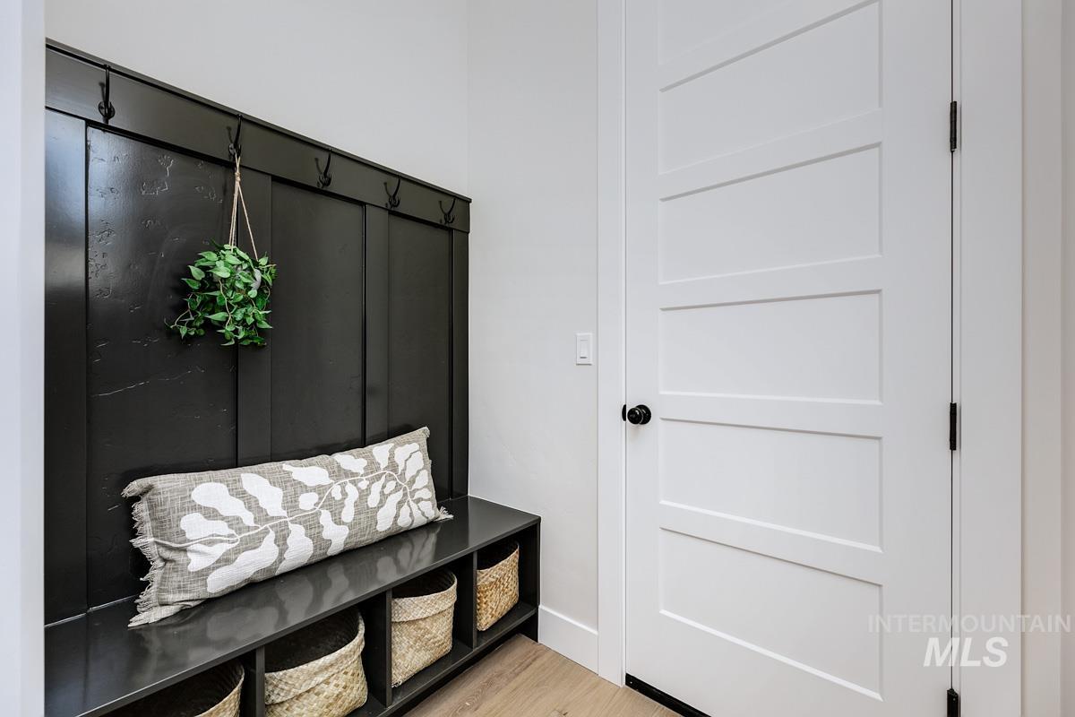 21637 Appaloosa Ave, Star, Idaho 83669, 3 Bedrooms, 3.5 Bathrooms, Residential For Sale, Price $1,023,002, 98982978