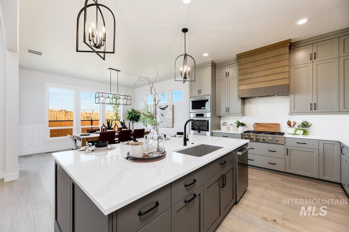 21637 Appaloosa Ave, Star, Idaho 83669, 3 Bedrooms, 3.5 Bathrooms, Residential For Sale, Price $1,023,002, 98982978