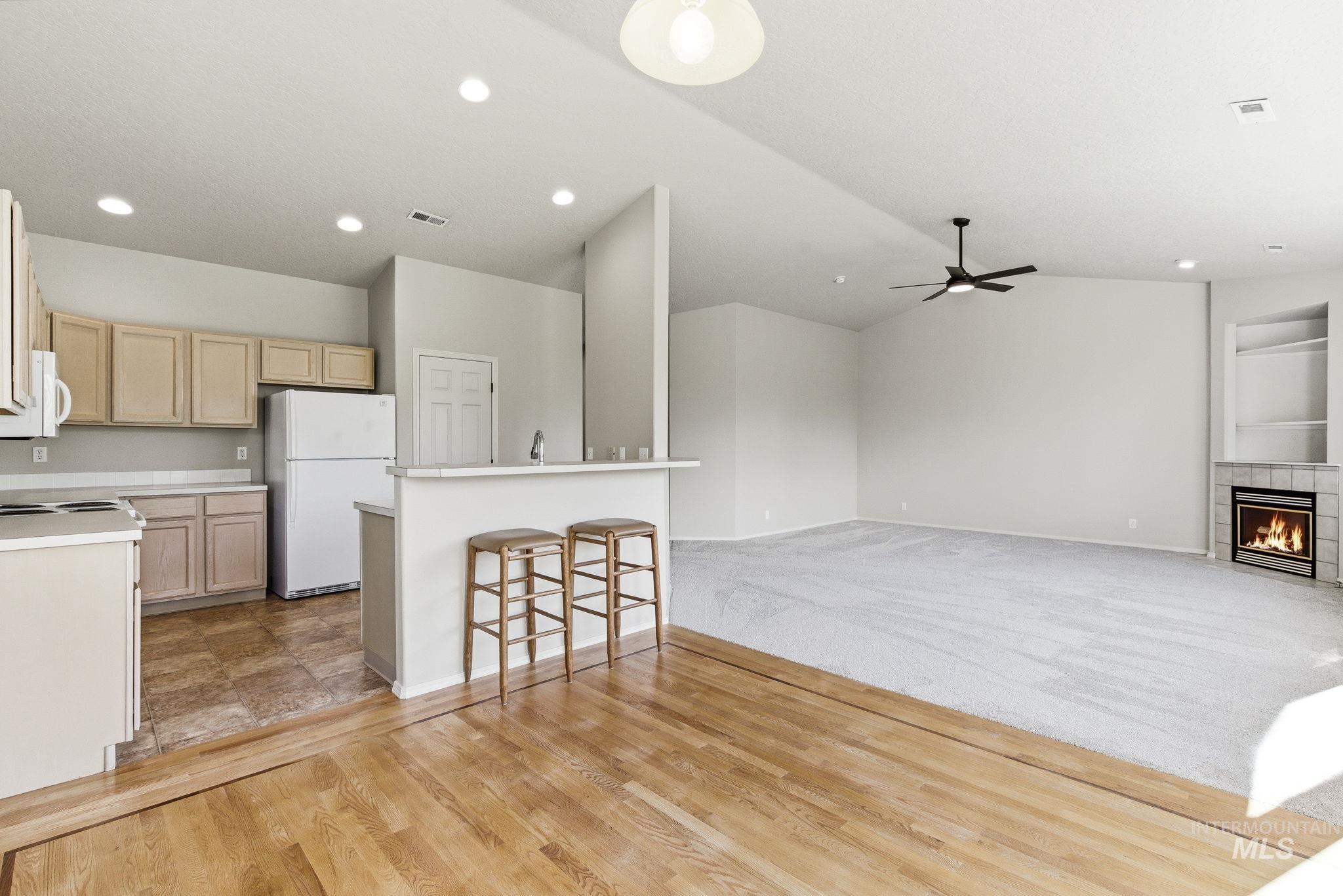 2363 River Oaks Dr., Nampa, Idaho 83686-6413, 2 Bedrooms, 2 Bathrooms, Residential For Sale, Price $399,999, 98982980