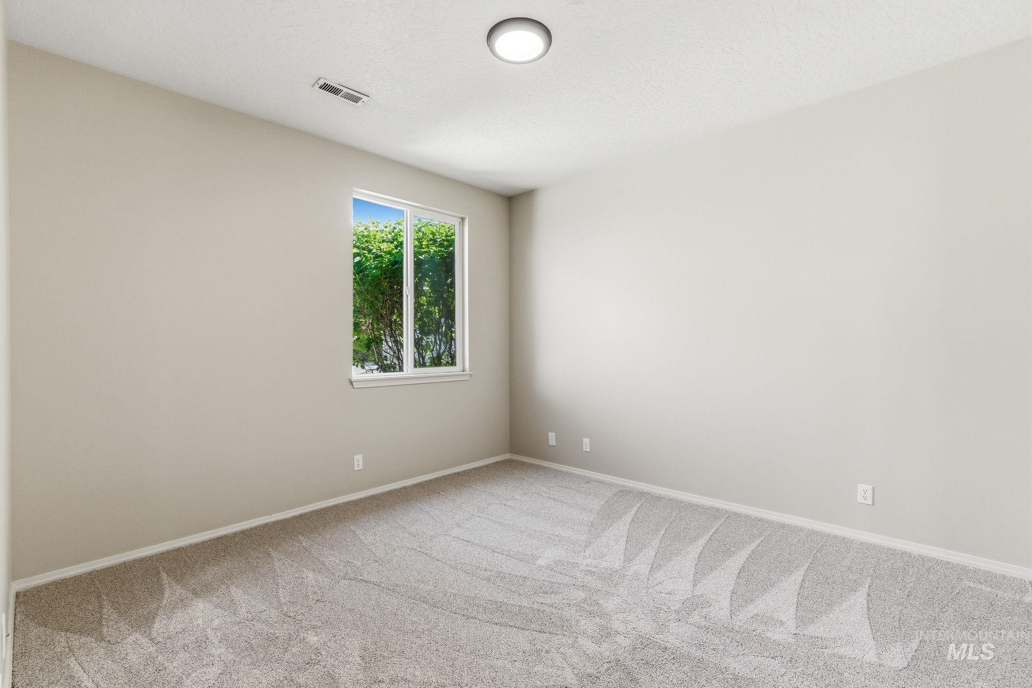 2363 River Oaks Dr., Nampa, Idaho 83686-6413, 2 Bedrooms, 2 Bathrooms, Residential For Sale, Price $399,999, 98982980