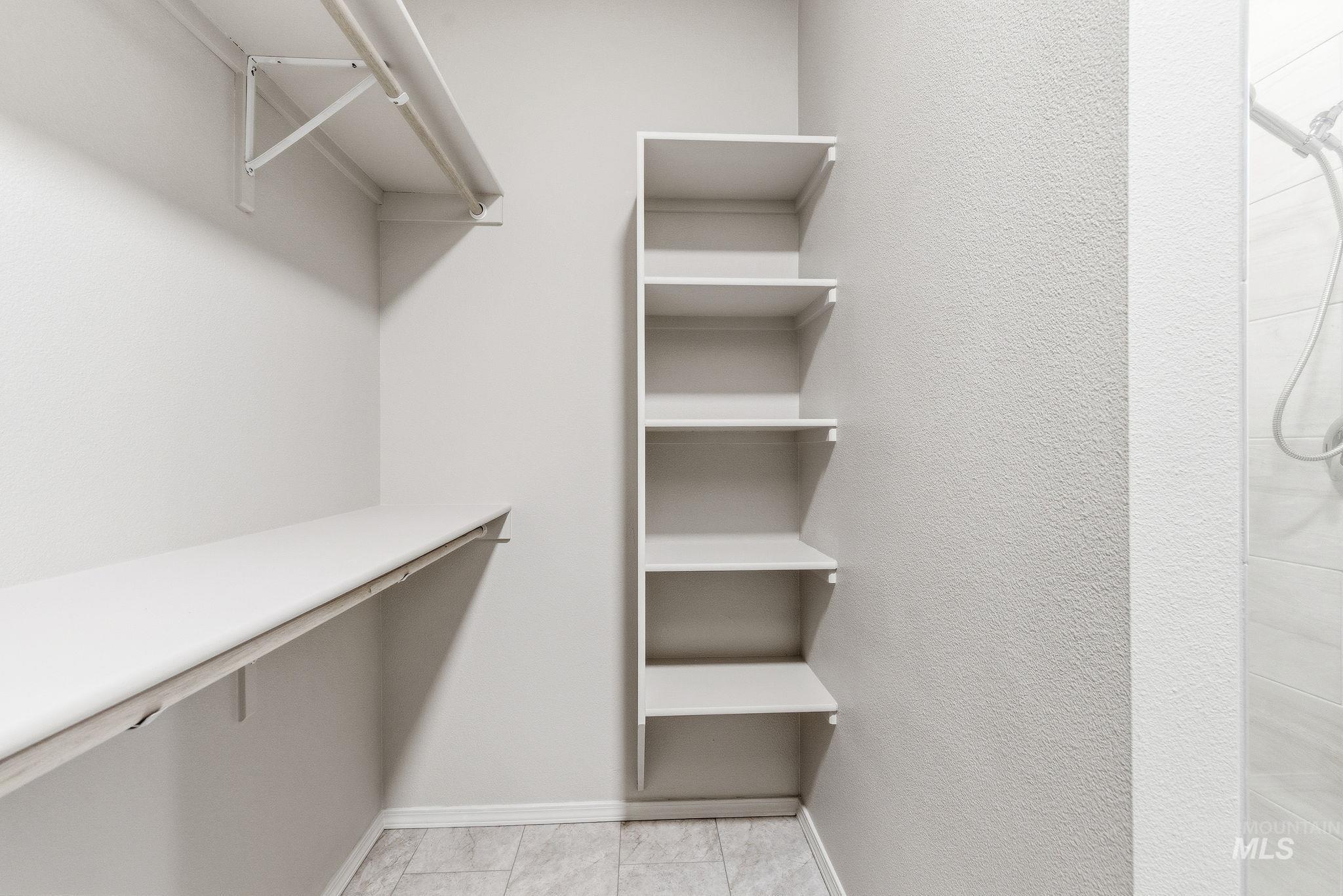 2363 River Oaks Dr., Nampa, Idaho 83686-6413, 2 Bedrooms, 2 Bathrooms, Residential For Sale, Price $399,999, 98982980