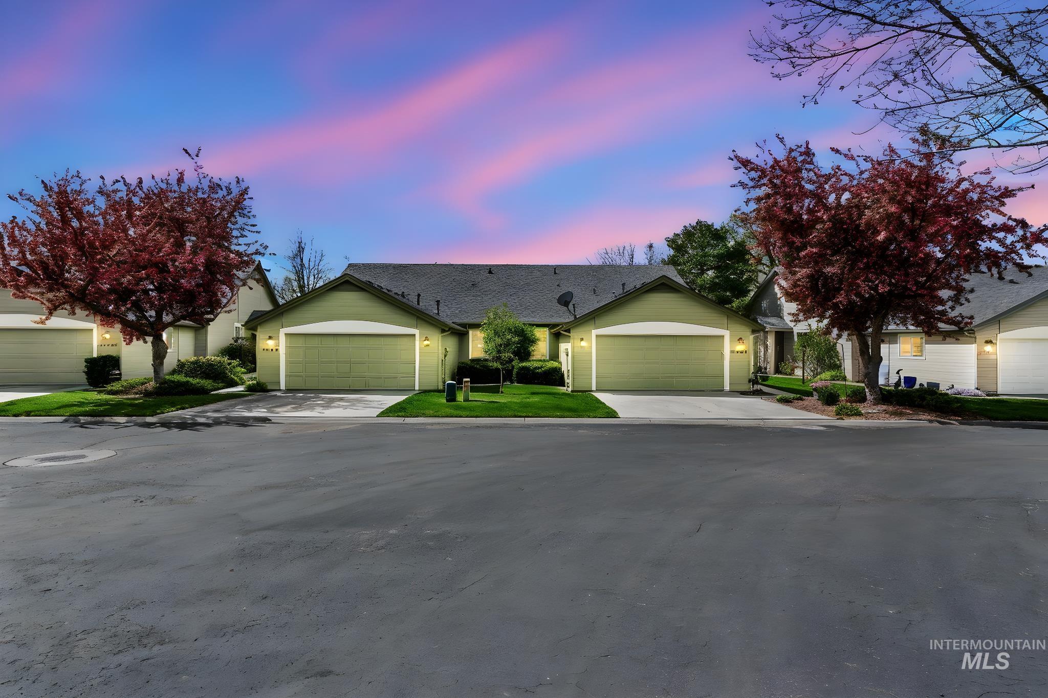 2363 River Oaks Dr., Nampa, Idaho 83686-6413, 2 Bedrooms, 2 Bathrooms, Residential For Sale, Price $399,999, 98982980
