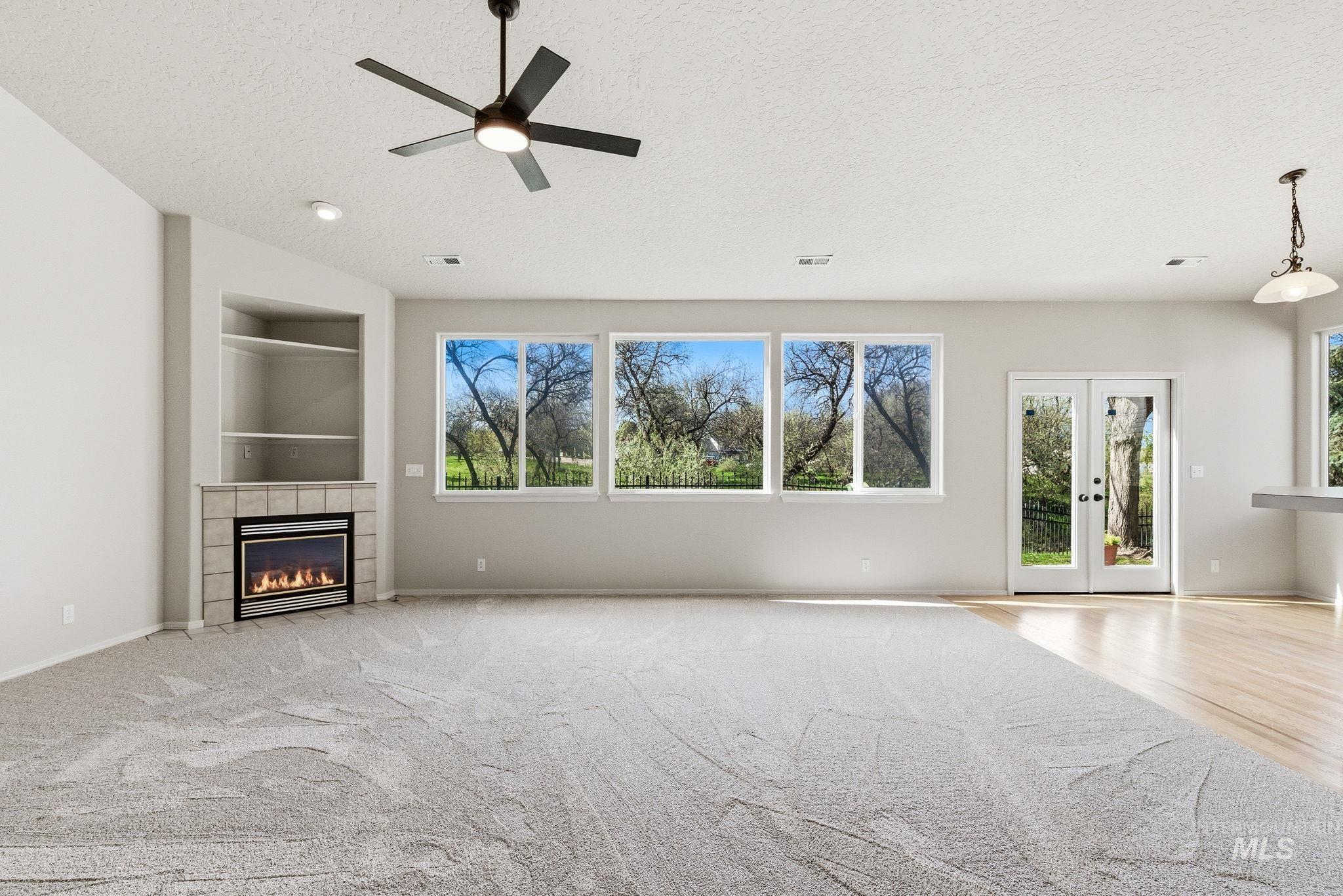 2363 River Oaks Dr., Nampa, Idaho 83686-6413, 2 Bedrooms, 2 Bathrooms, Residential For Sale, Price $399,999, 98982980