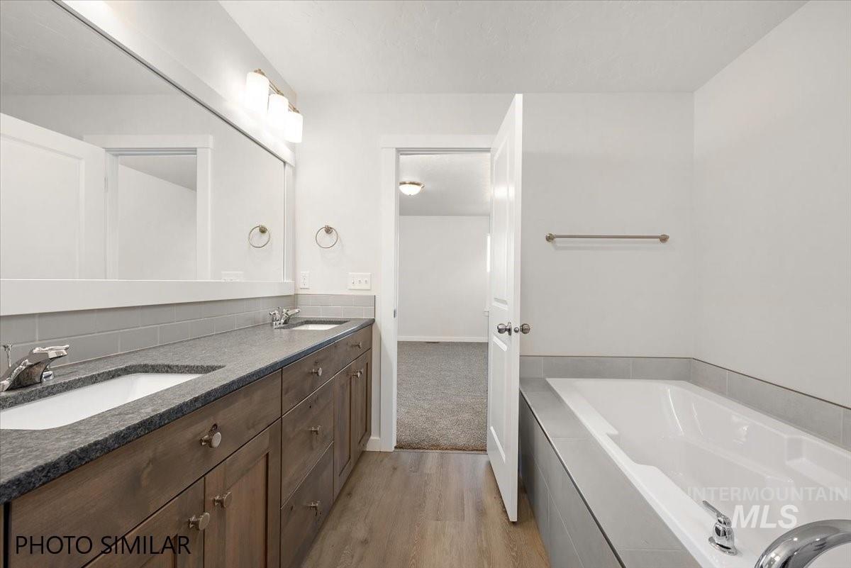 522 Bobcat St., Fruitland, Idaho 83619, 3 Bedrooms, 2 Bathrooms, Residential For Sale, Price $429,699, 98982983