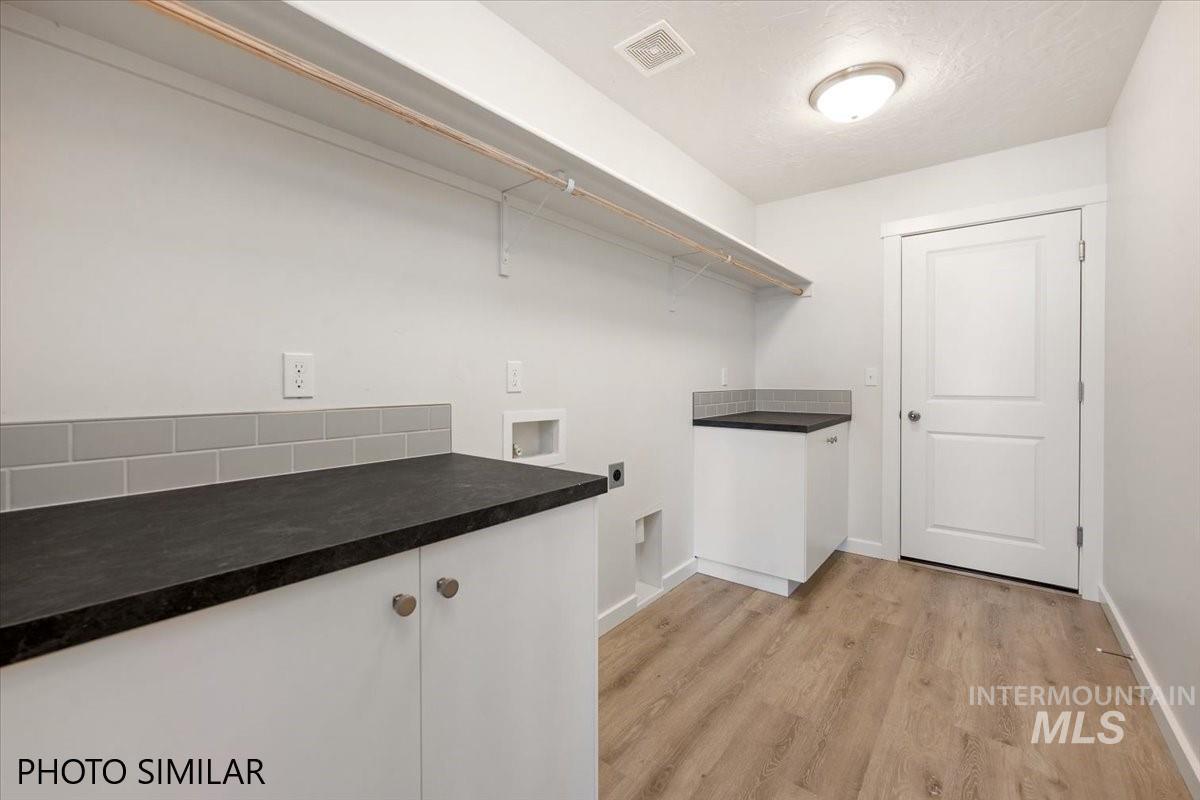 522 Bobcat St., Fruitland, Idaho 83619, 3 Bedrooms, 2 Bathrooms, Residential For Sale, Price $429,699, 98982983