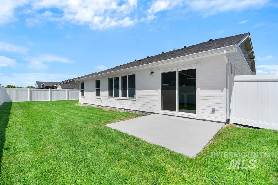 522 Bobcat St., Fruitland, Idaho 83619, 3 Bedrooms, 2 Bathrooms, Residential For Sale, Price $429,699,MLS 98982983
