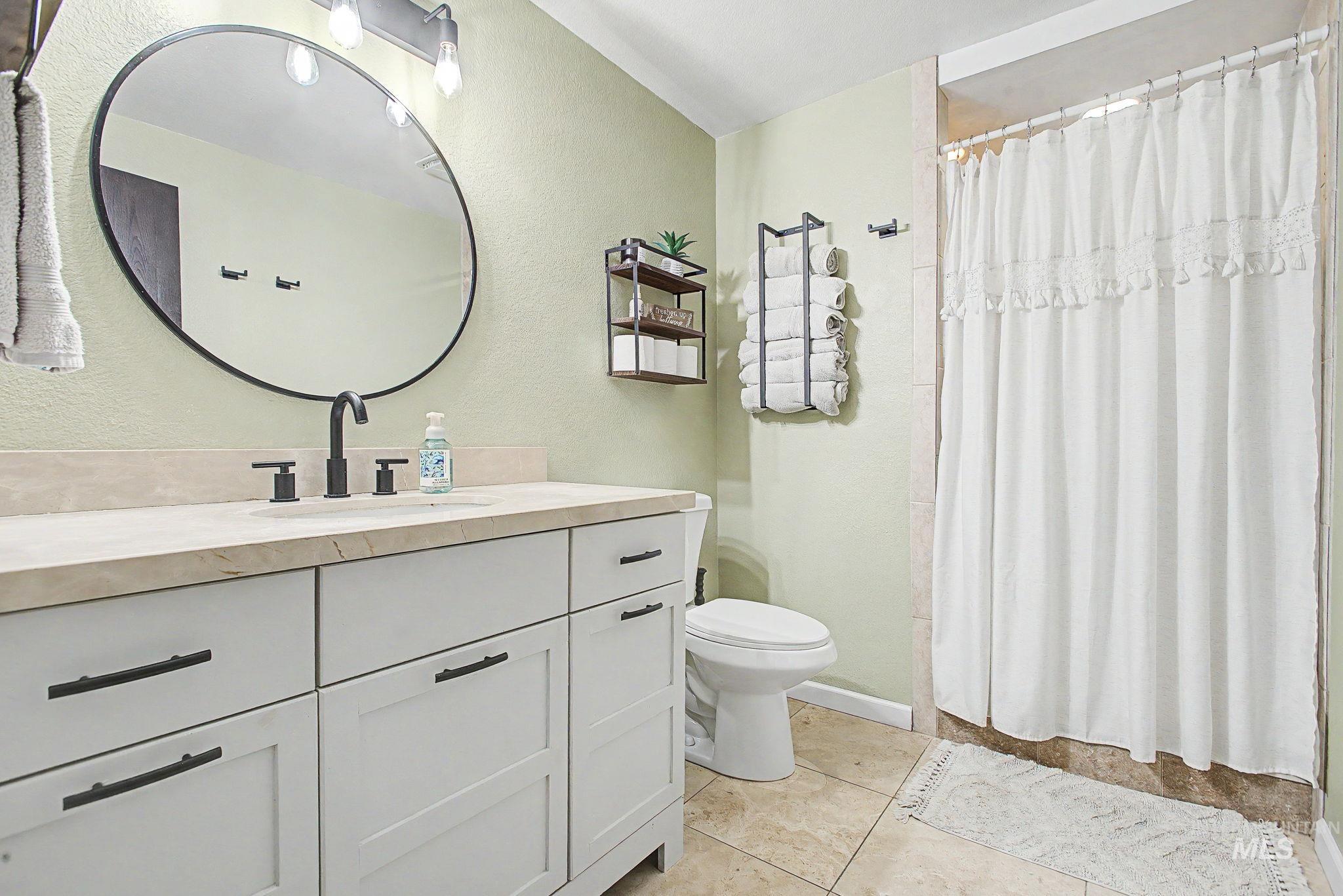 501 Karin Avenue, Lewiston, Idaho 83501-3865, 5 Bedrooms, 2 Bathrooms, Residential For Sale, Price $474,900, 98982984