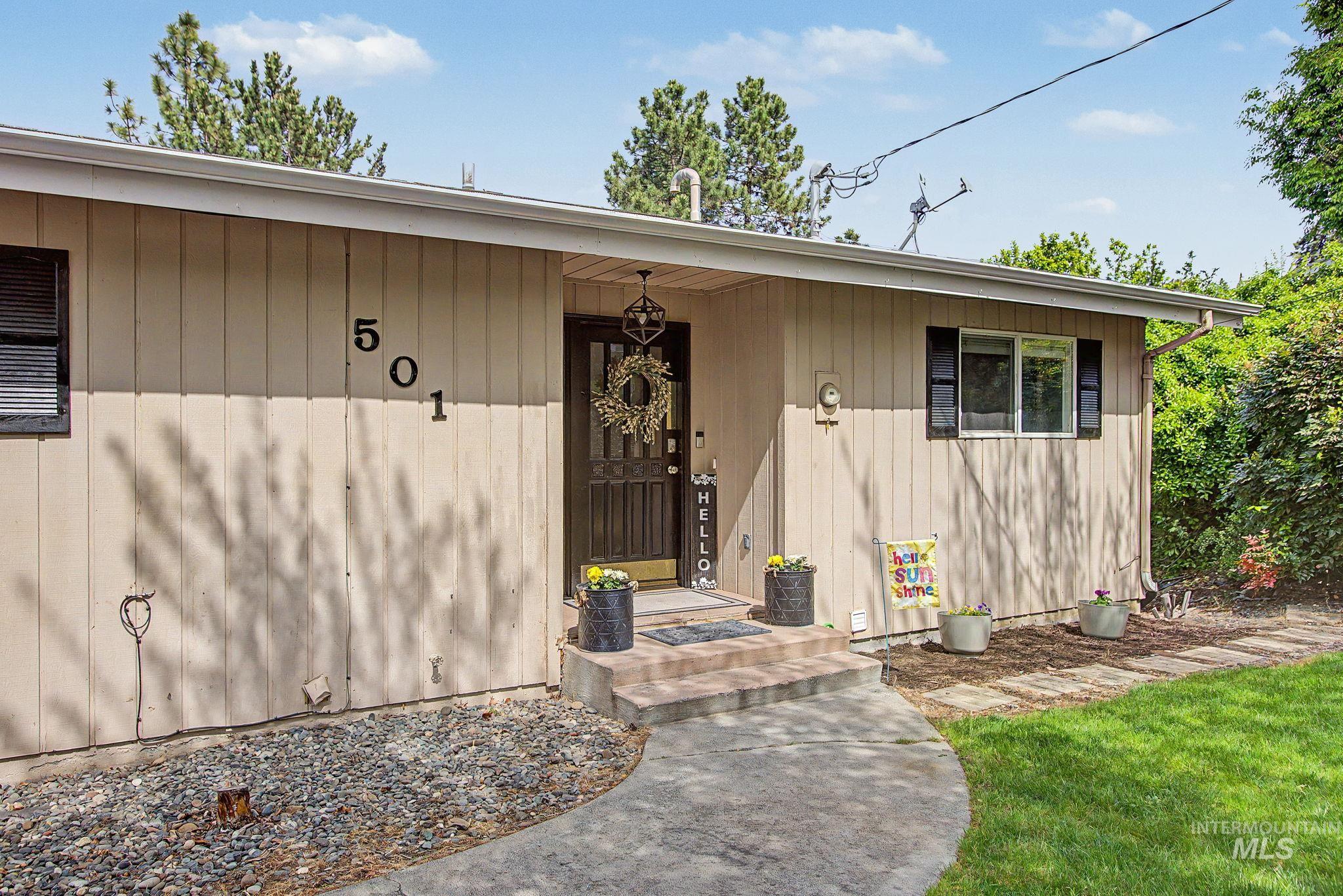 501 Karin Avenue, Lewiston, Idaho 83501-3865, 5 Bedrooms, 2 Bathrooms, Residential For Sale, Price $474,900, 98982984