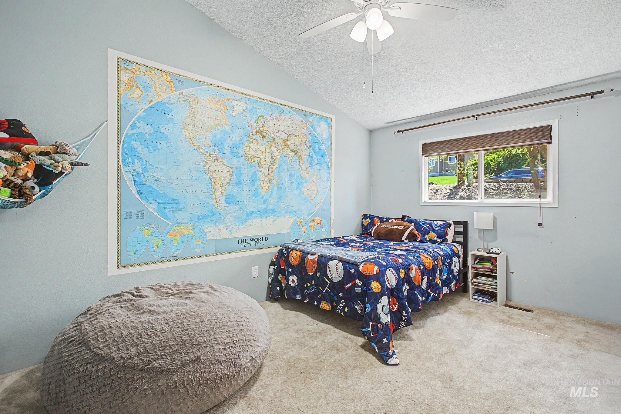 501 Karin Avenue, Lewiston, Idaho 83501-3865, 5 Bedrooms, 2 Bathrooms, Residential For Sale, Price $474,900, 98982984