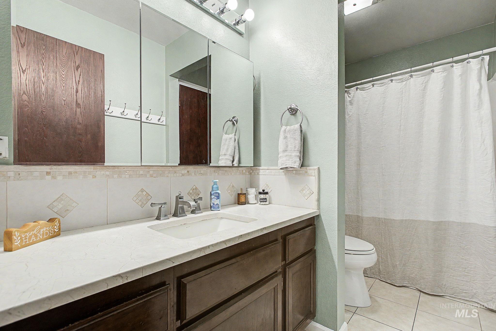 501 Karin Avenue, Lewiston, Idaho 83501-3865, 5 Bedrooms, 2 Bathrooms, Residential For Sale, Price $474,900, 98982984