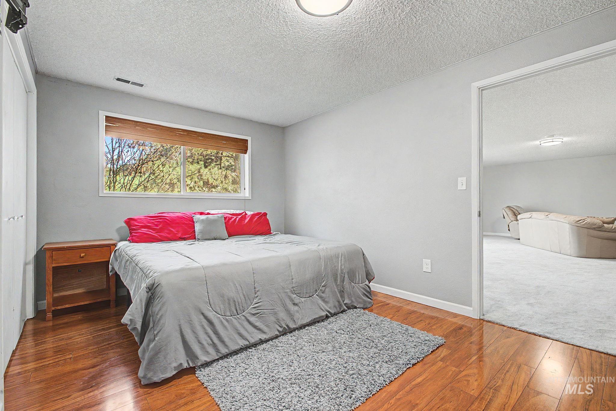 501 Karin Avenue, Lewiston, Idaho 83501-3865, 5 Bedrooms, 2 Bathrooms, Residential For Sale, Price $474,900, 98982984