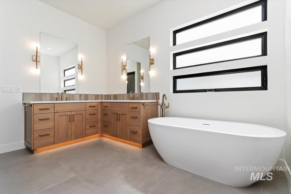 539 Century Ave, Middleton, Idaho 83544, 4 Bedrooms, 3 Bathrooms, Residential For Sale, Price $1,624,900, 98982986