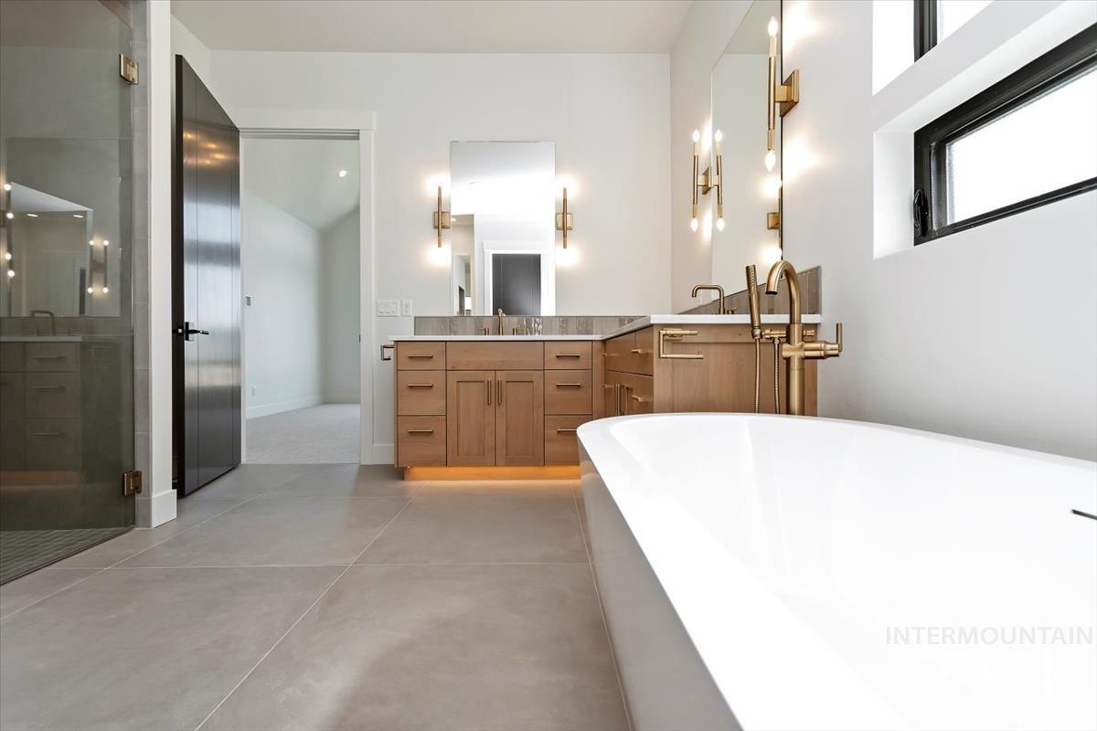 539 Century Ave, Middleton, Idaho 83544, 4 Bedrooms, 3 Bathrooms, Residential For Sale, Price $1,624,900, 98982986